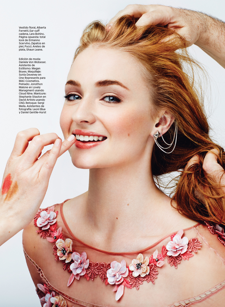 sophie turner
