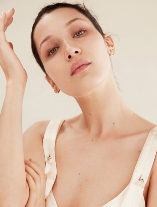 Bella Hadid | Exit