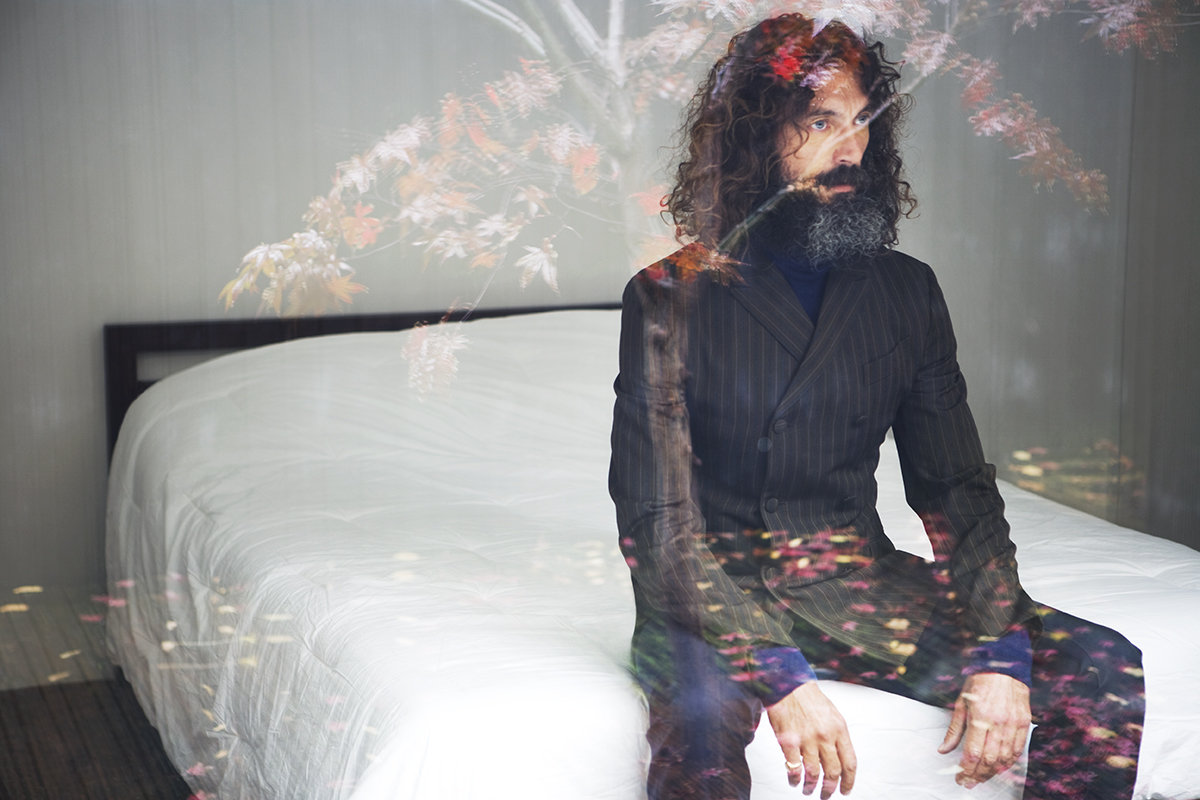 the independent MAGAZINE