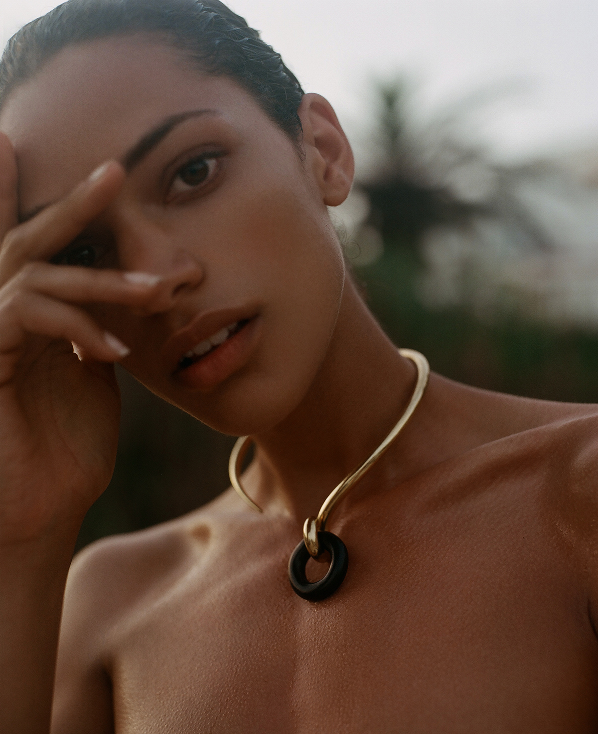 British Girls Magazine | Frida: She Beyond