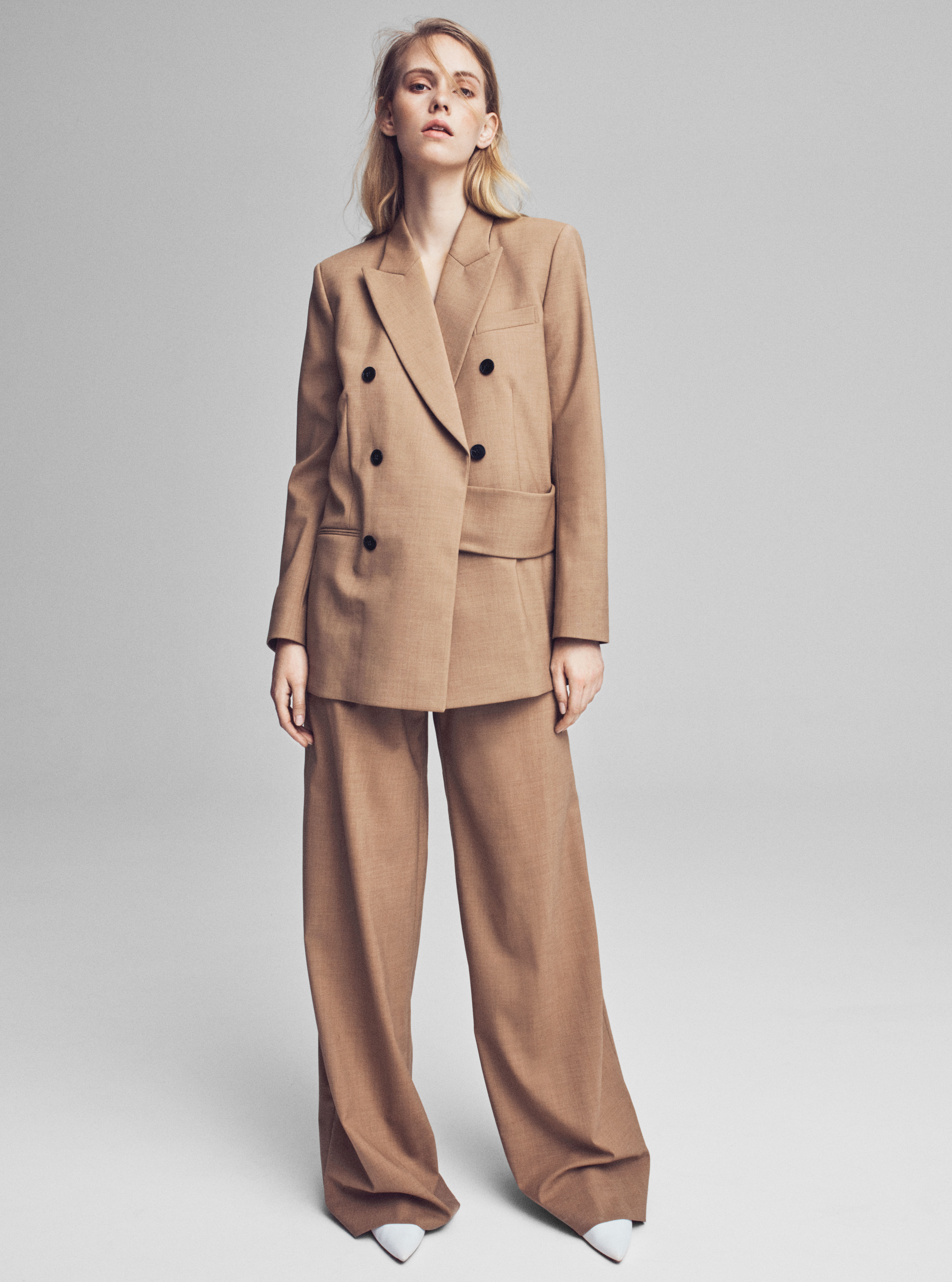 STYLIST | PERFECT TEN