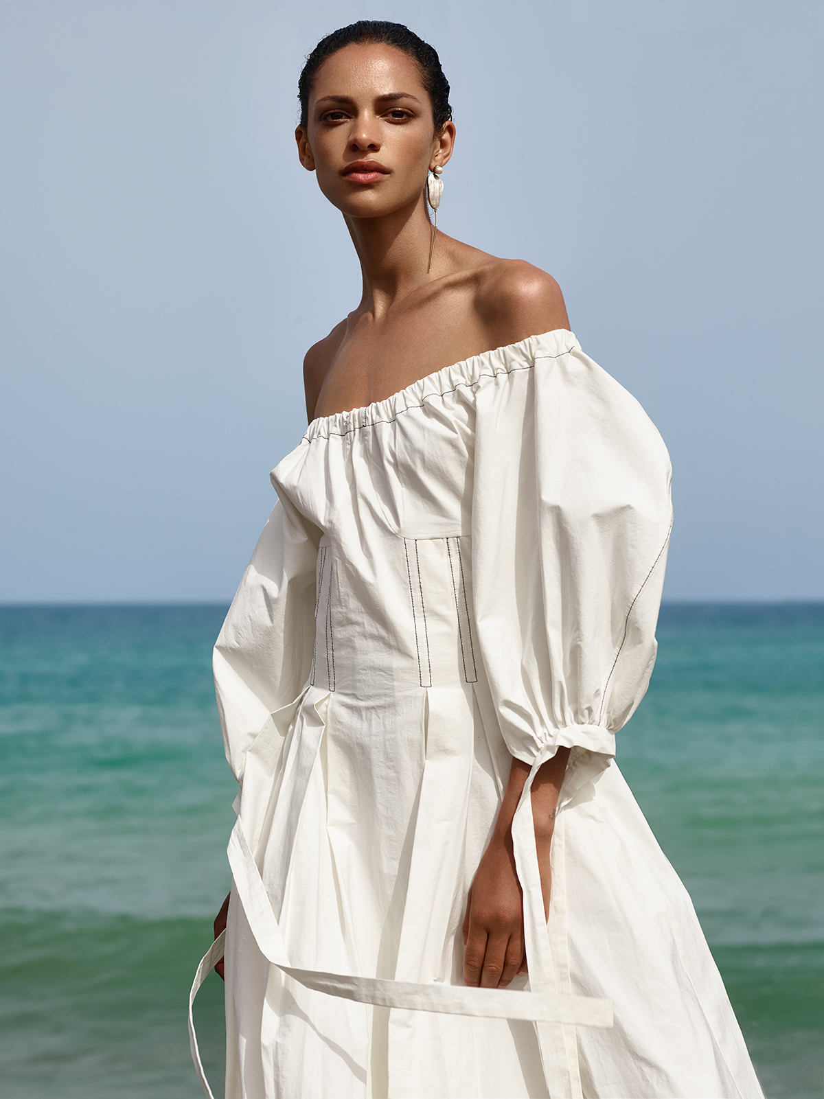 British Girls Magazine | Frida: She Beyond