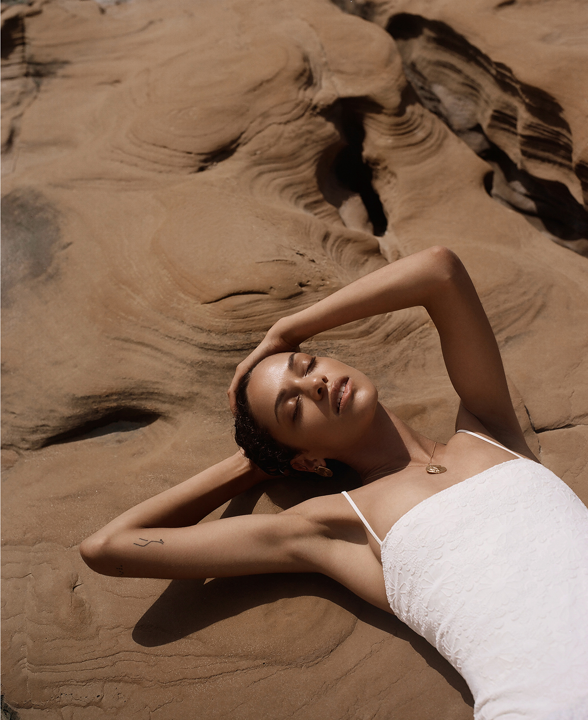 British Girls Magazine | Frida: She Beyond