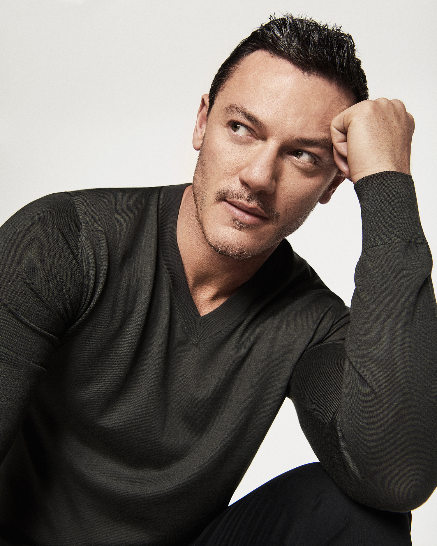 Luke Evans 