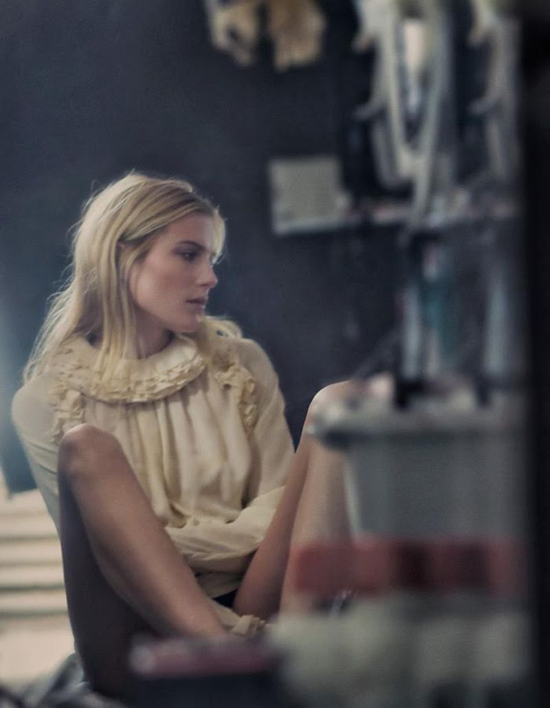 Violet Book | Dree Hemingway