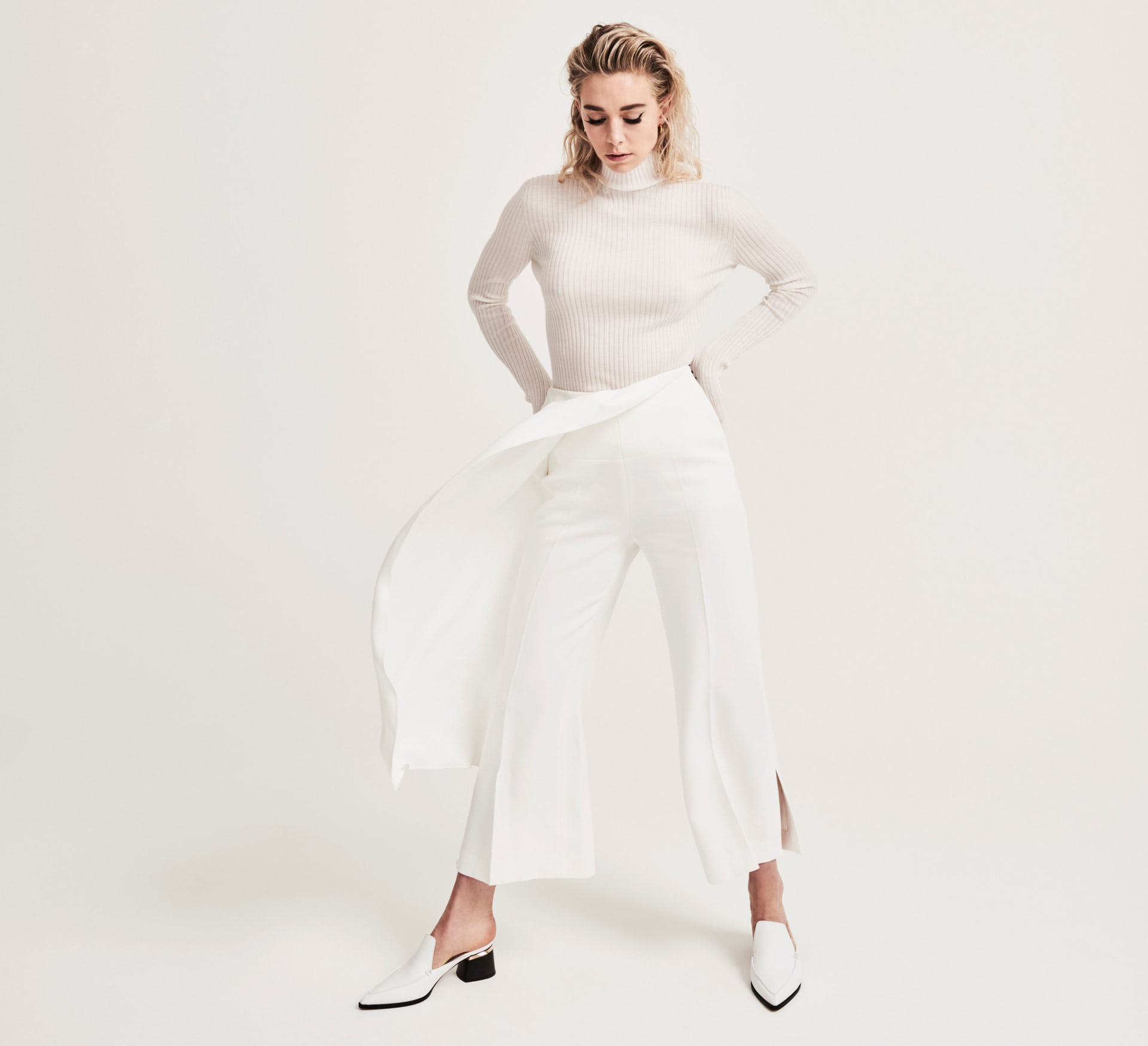 Vanessa Kirby