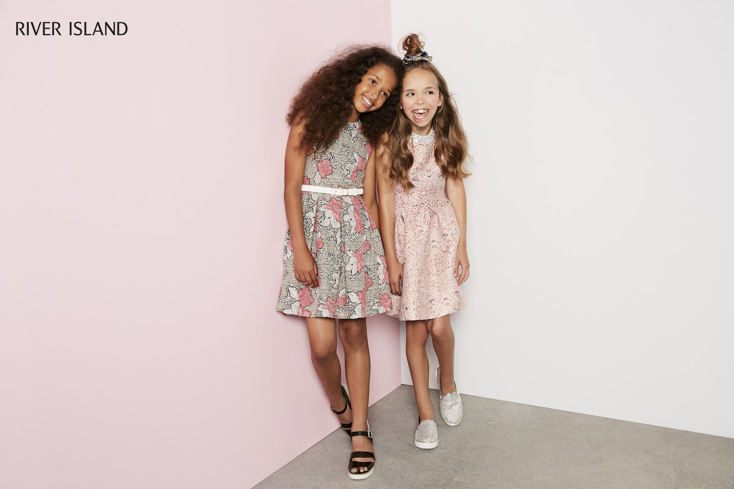 RIVER ISLAND