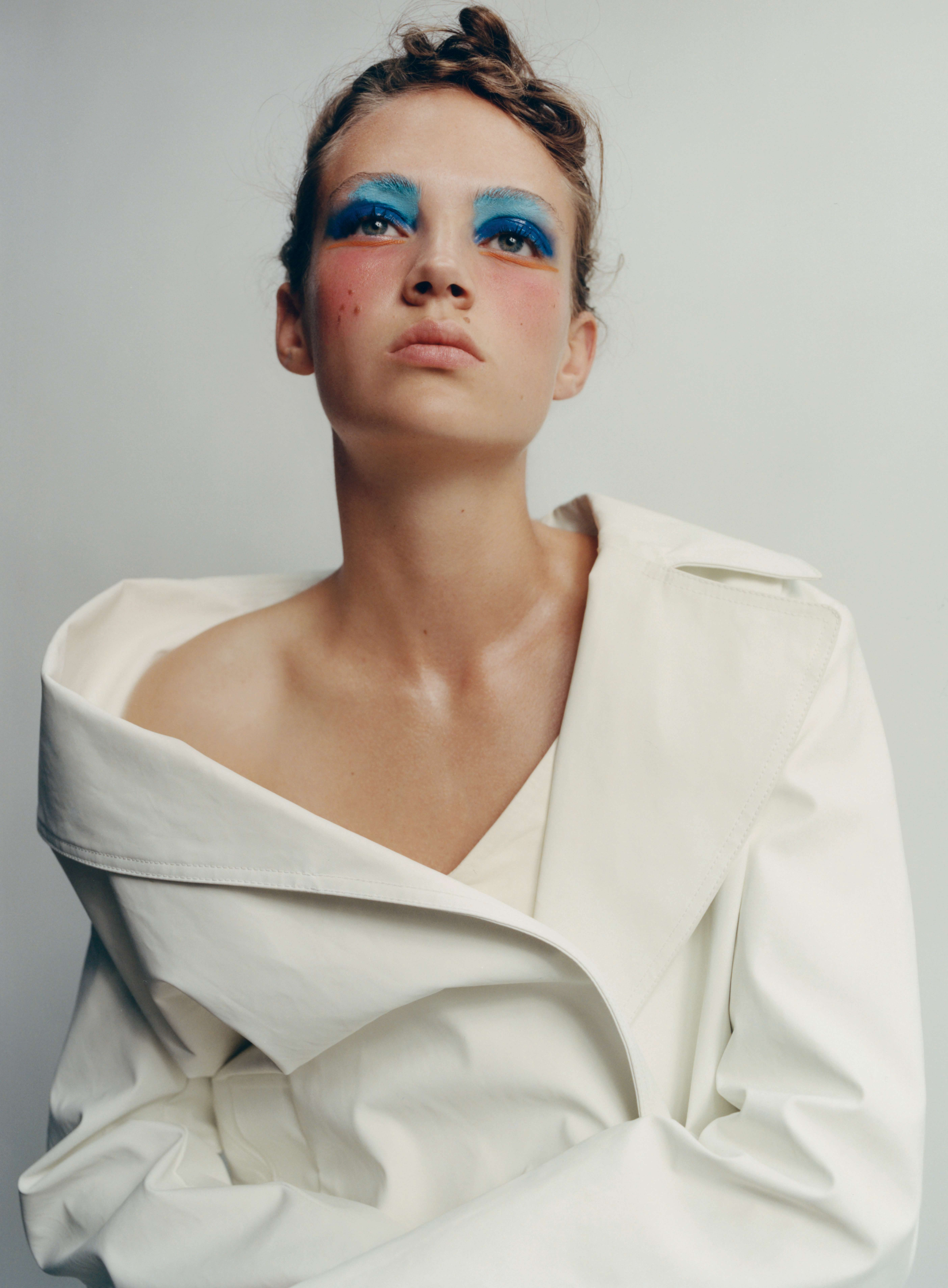 Adrienne Jüliger | Brave New World