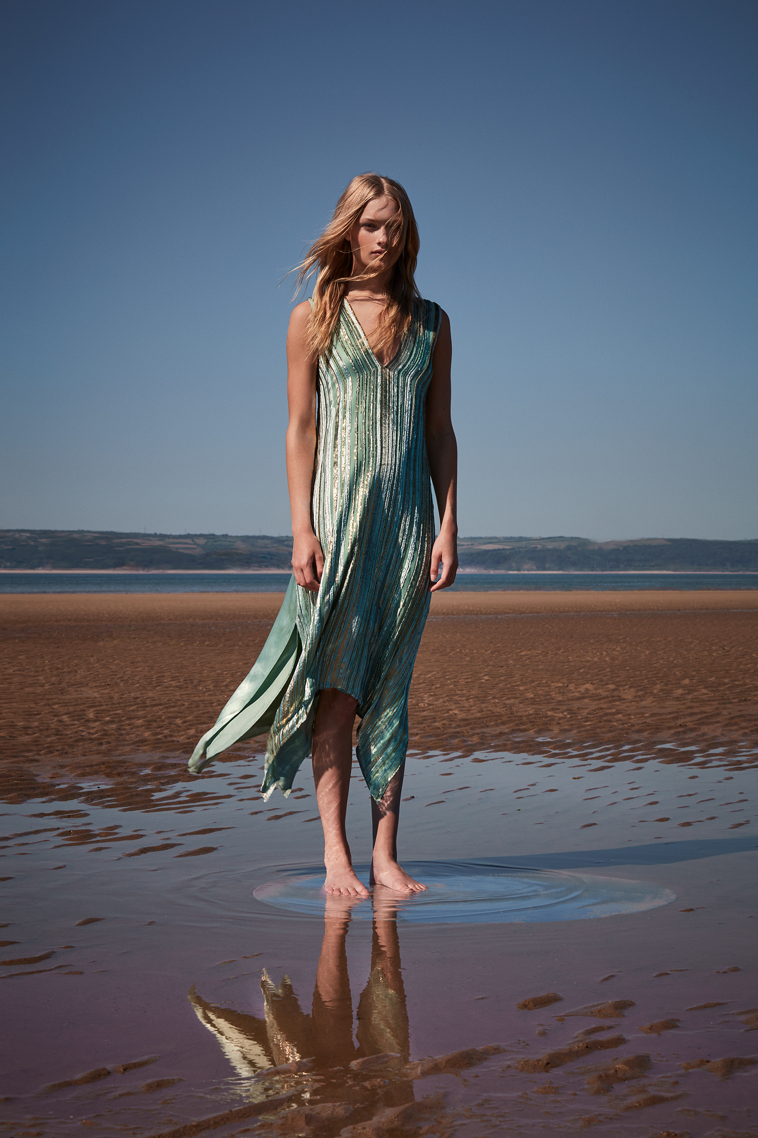 Harpers Bazaar KZ | Reflection