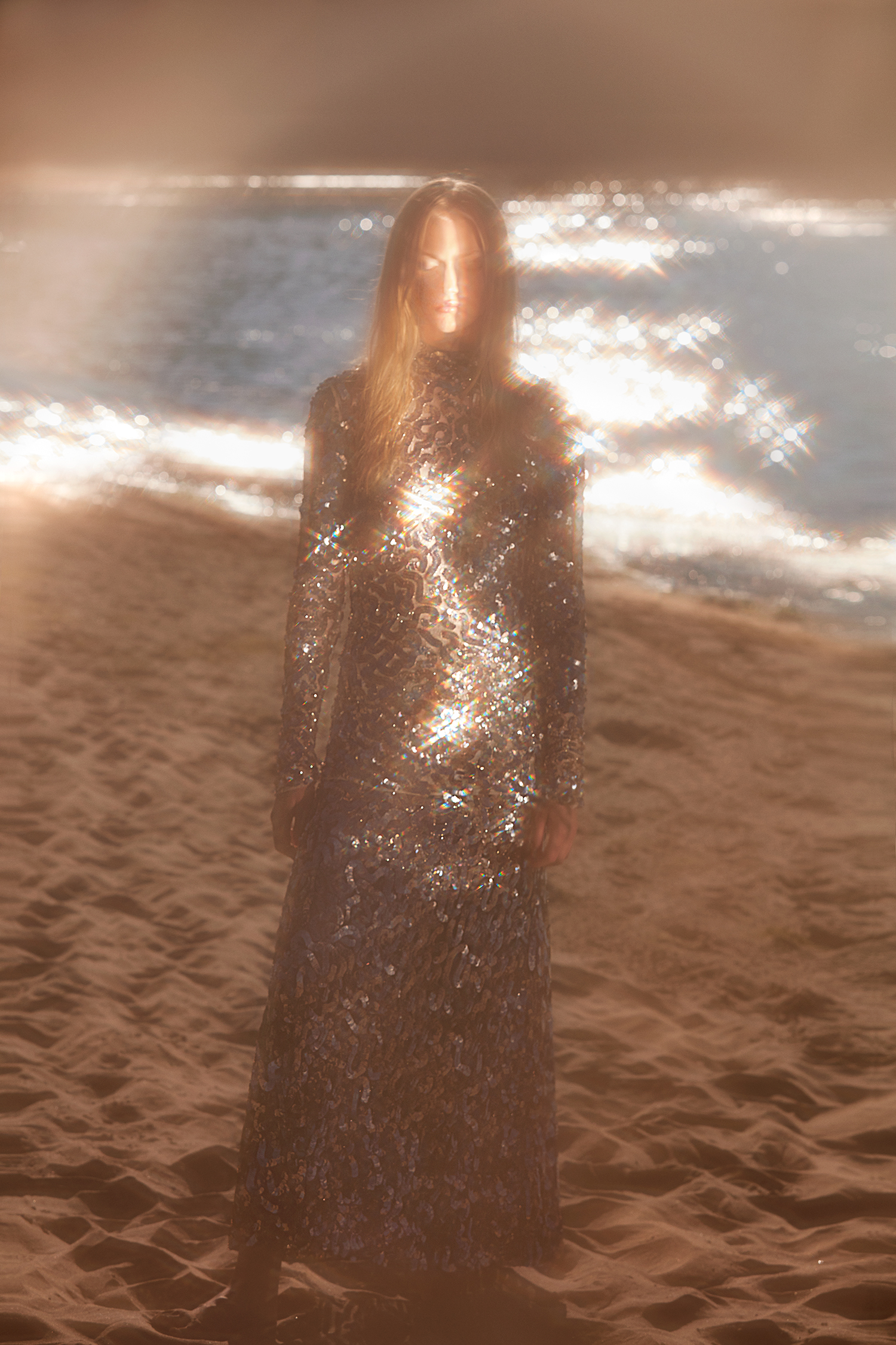 Harpers Bazaar KZ | Reflection