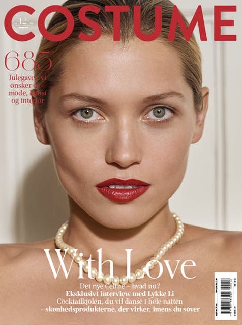 HANA JIRICKOVA | COSTUME