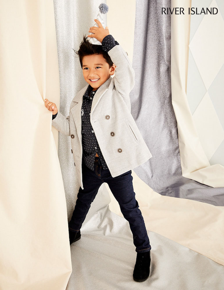 RIVER ISLAND