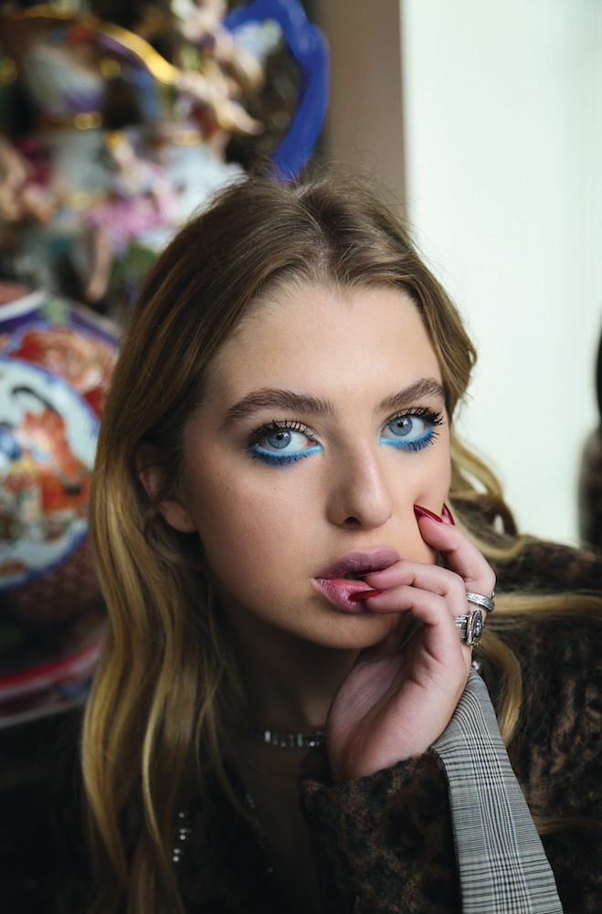 DULL MAGAZINE | Anais Gallagher