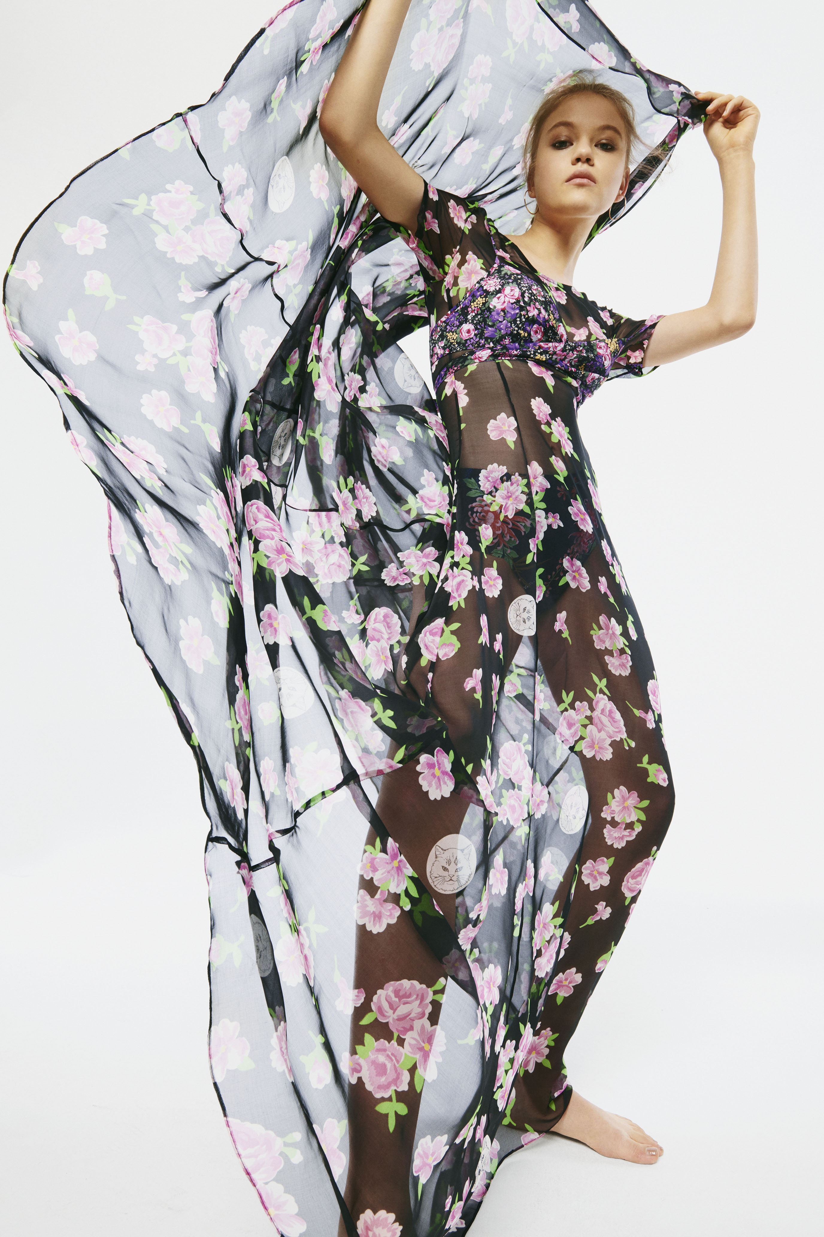 COSMOPOLITAN | Move into spring