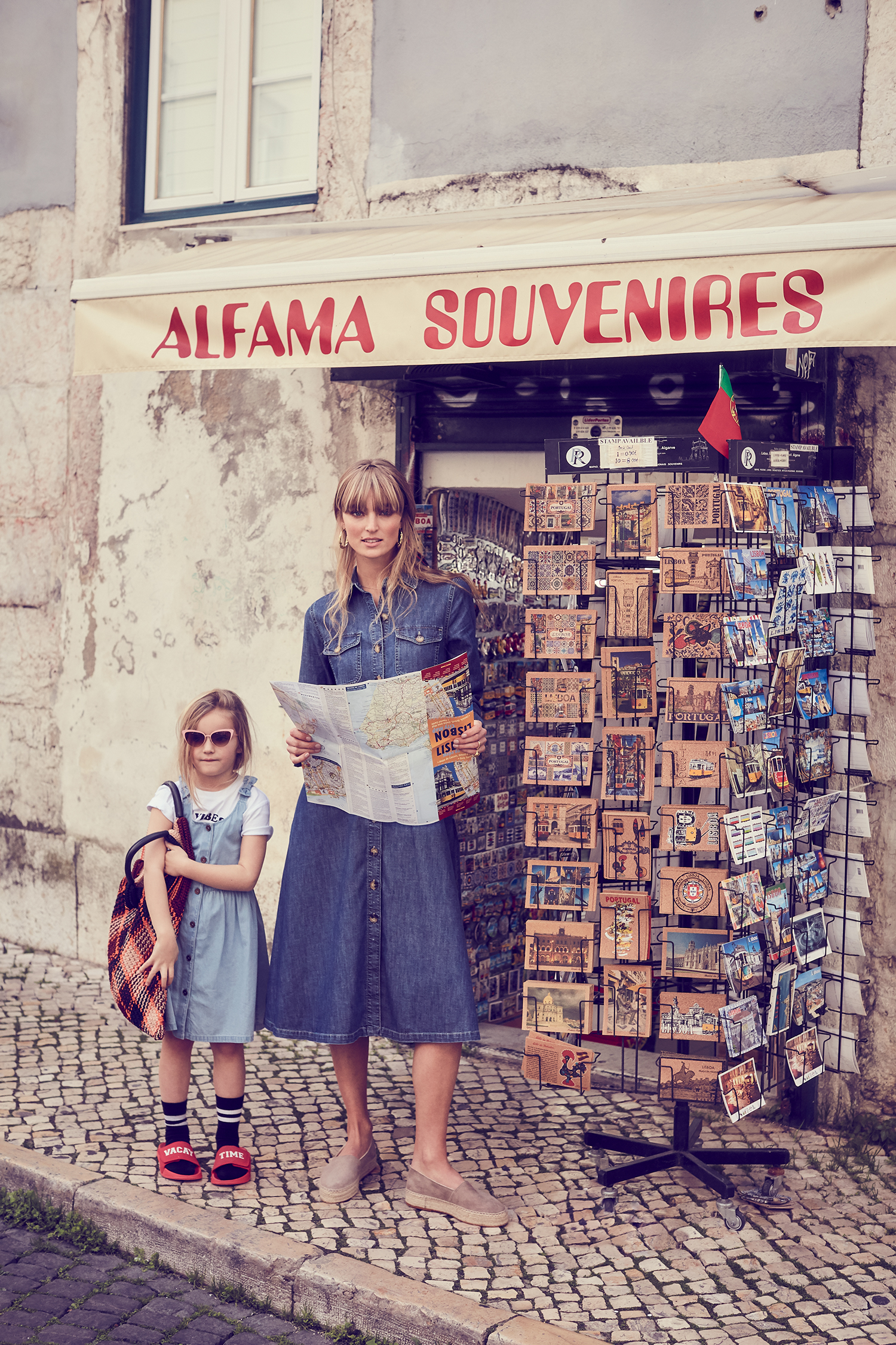 Red | Day Trippin’