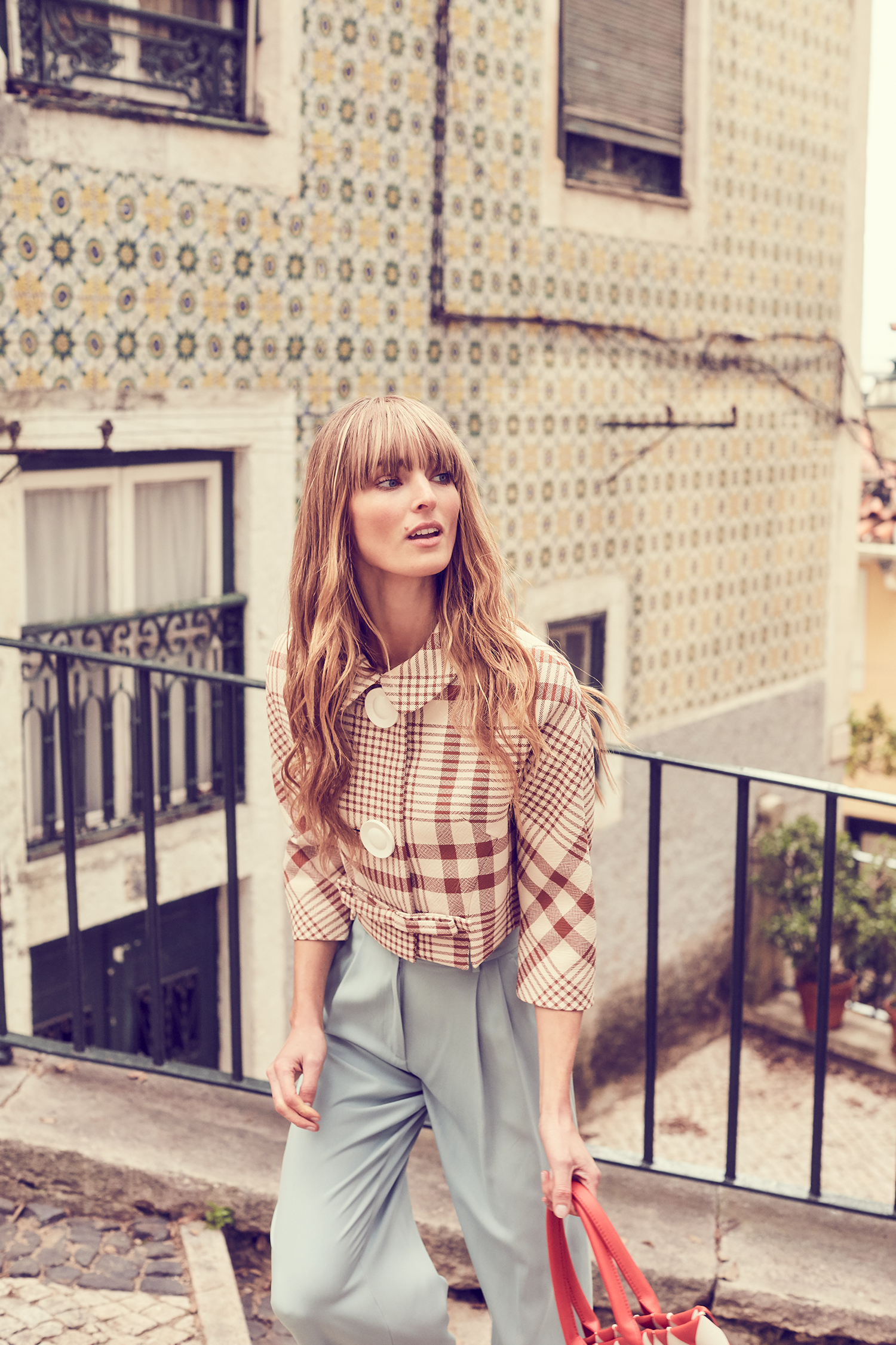 Red | Day Trippin’