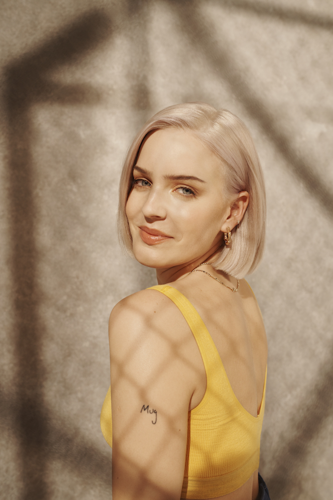 Vo5 | Anne-Marie