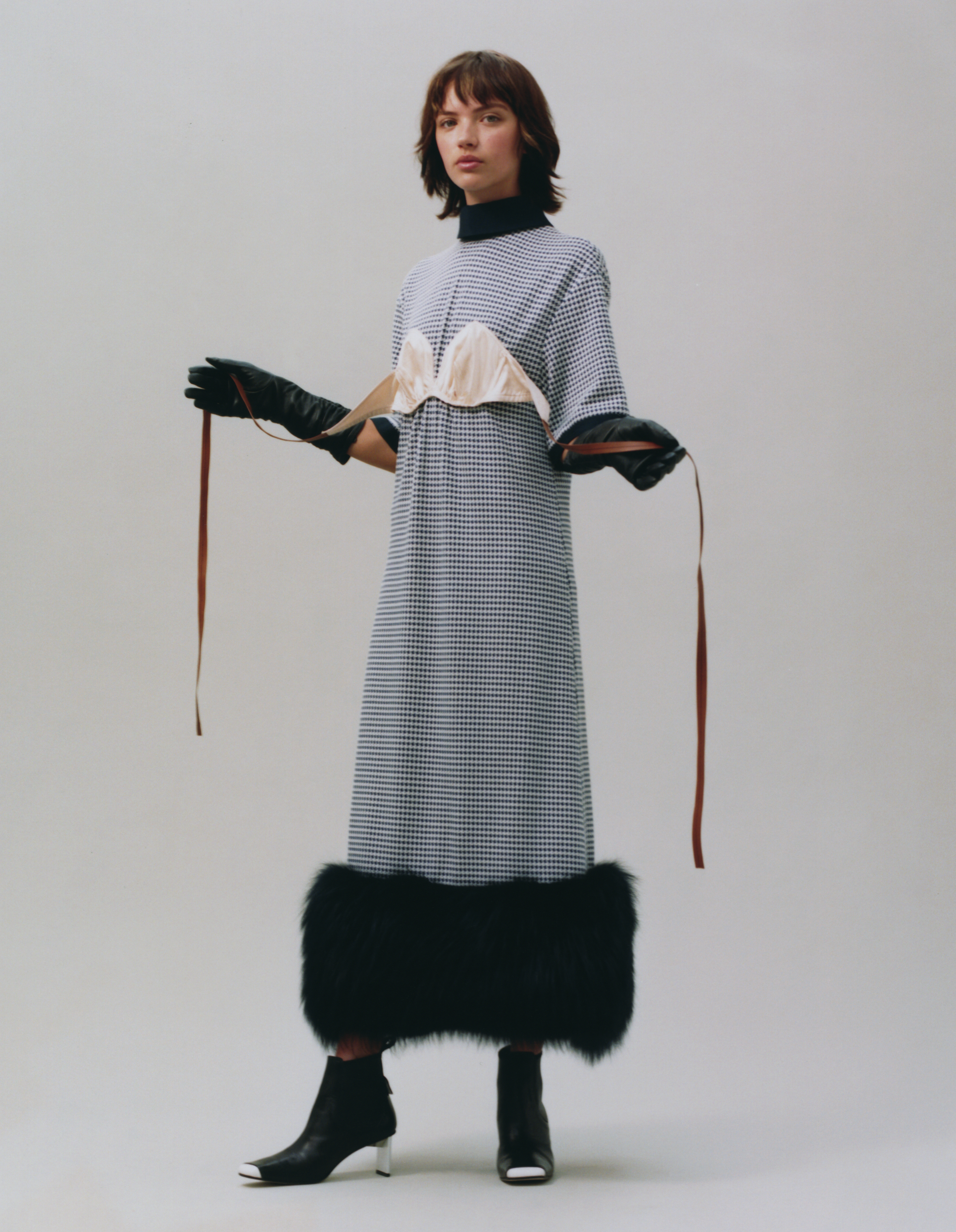 Violet Book | Issue 10