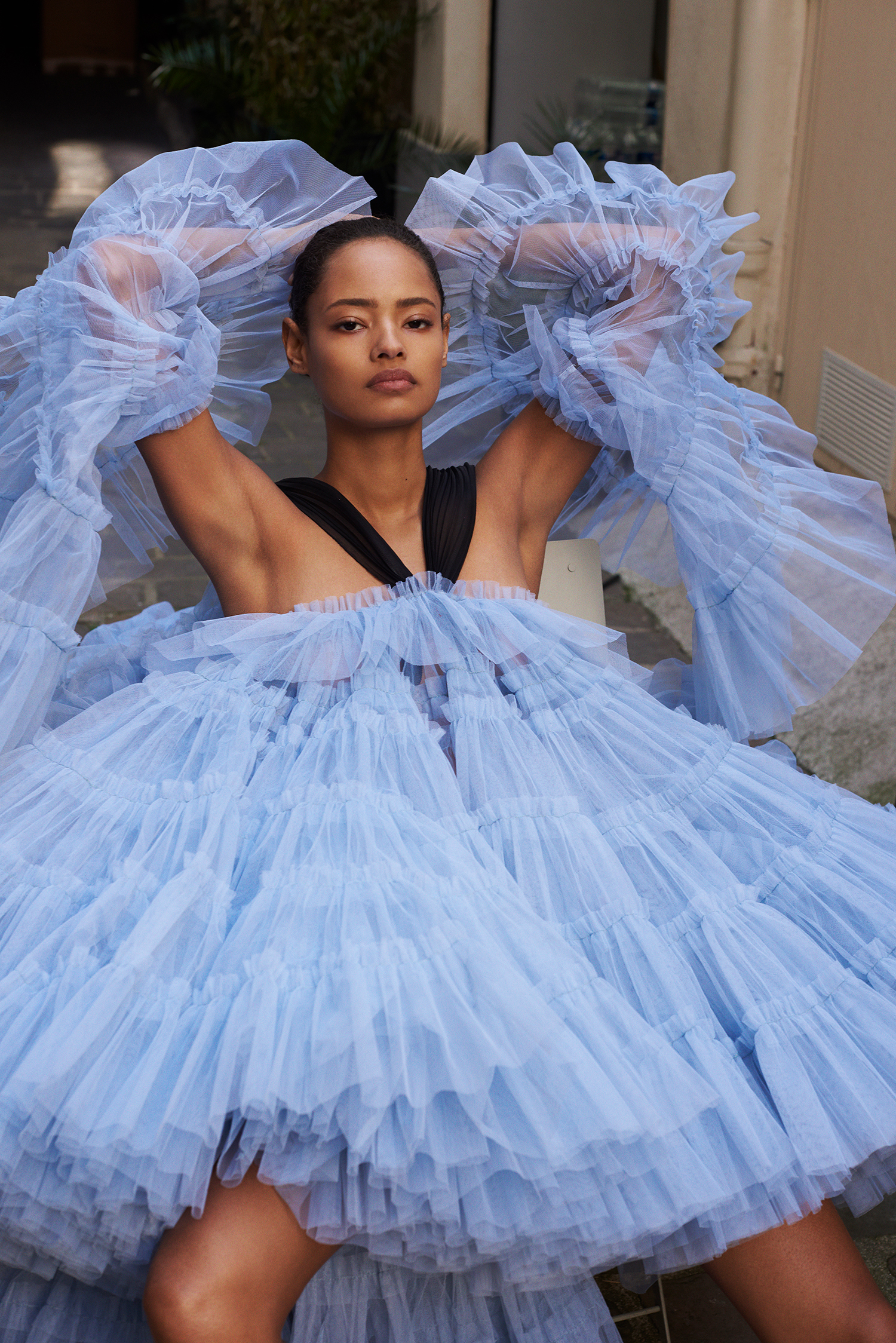 Malaika Firth | L’Officiel Switzerland