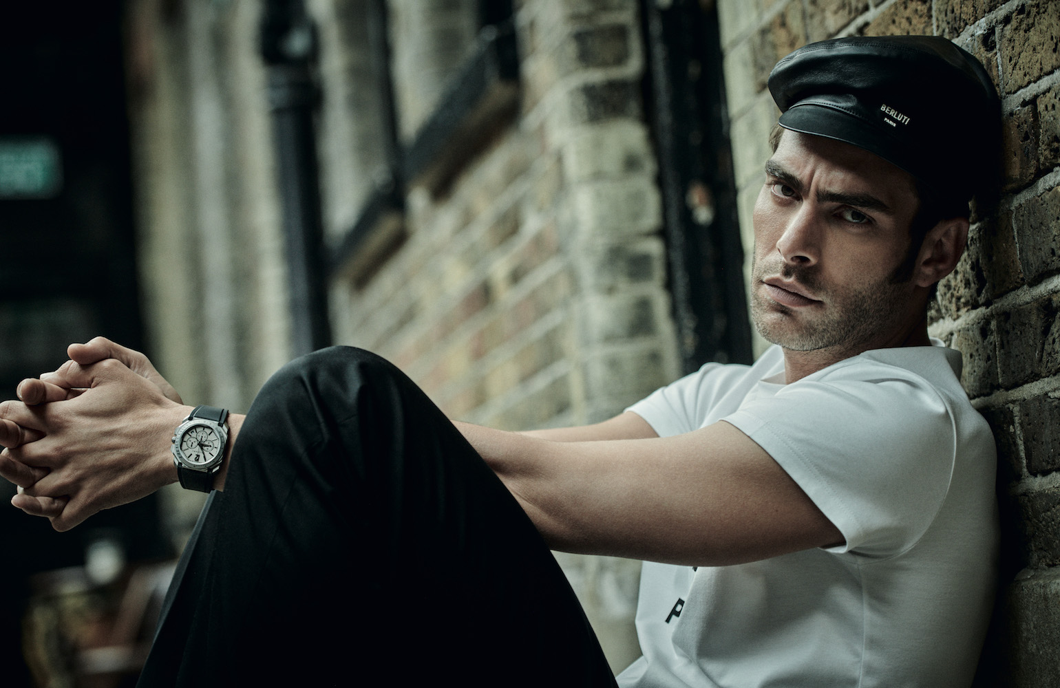 L’Officiel Hommes | Jon Kortajarena