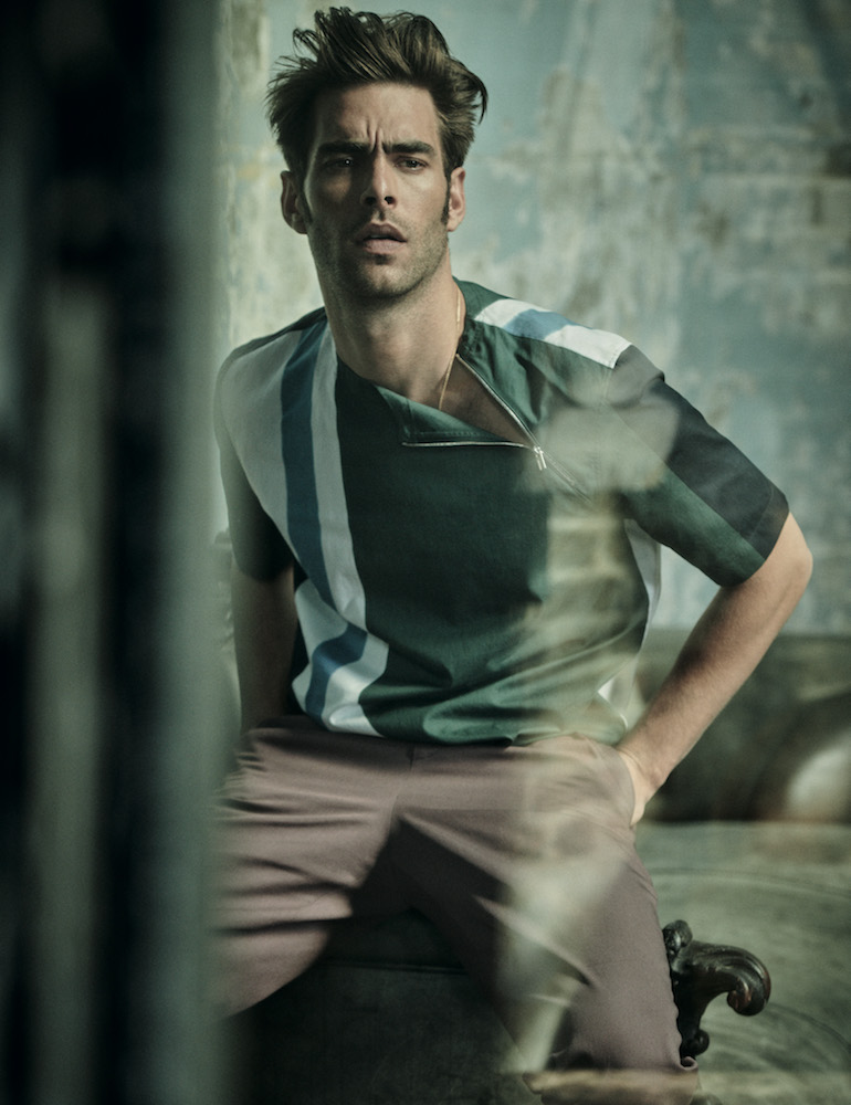 L’Officiel Hommes | Jon Kortajarena