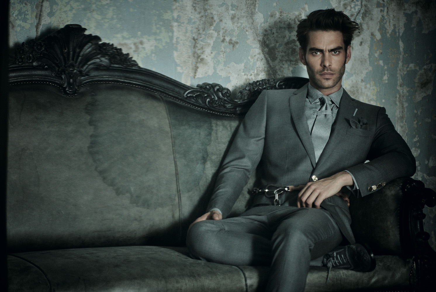 L’Officiel Hommes | Jon Kortajarena