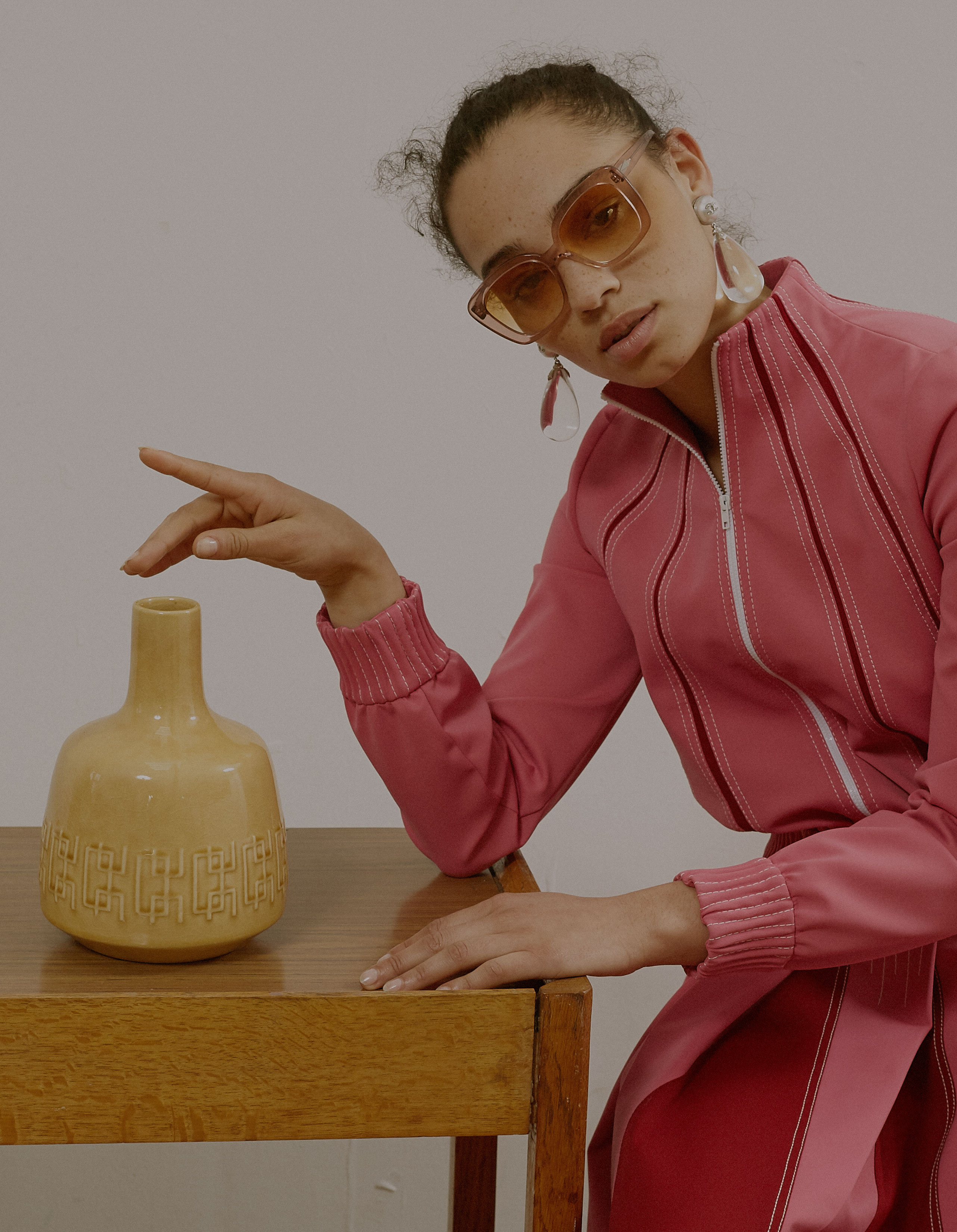 Violet Book | Issue 9