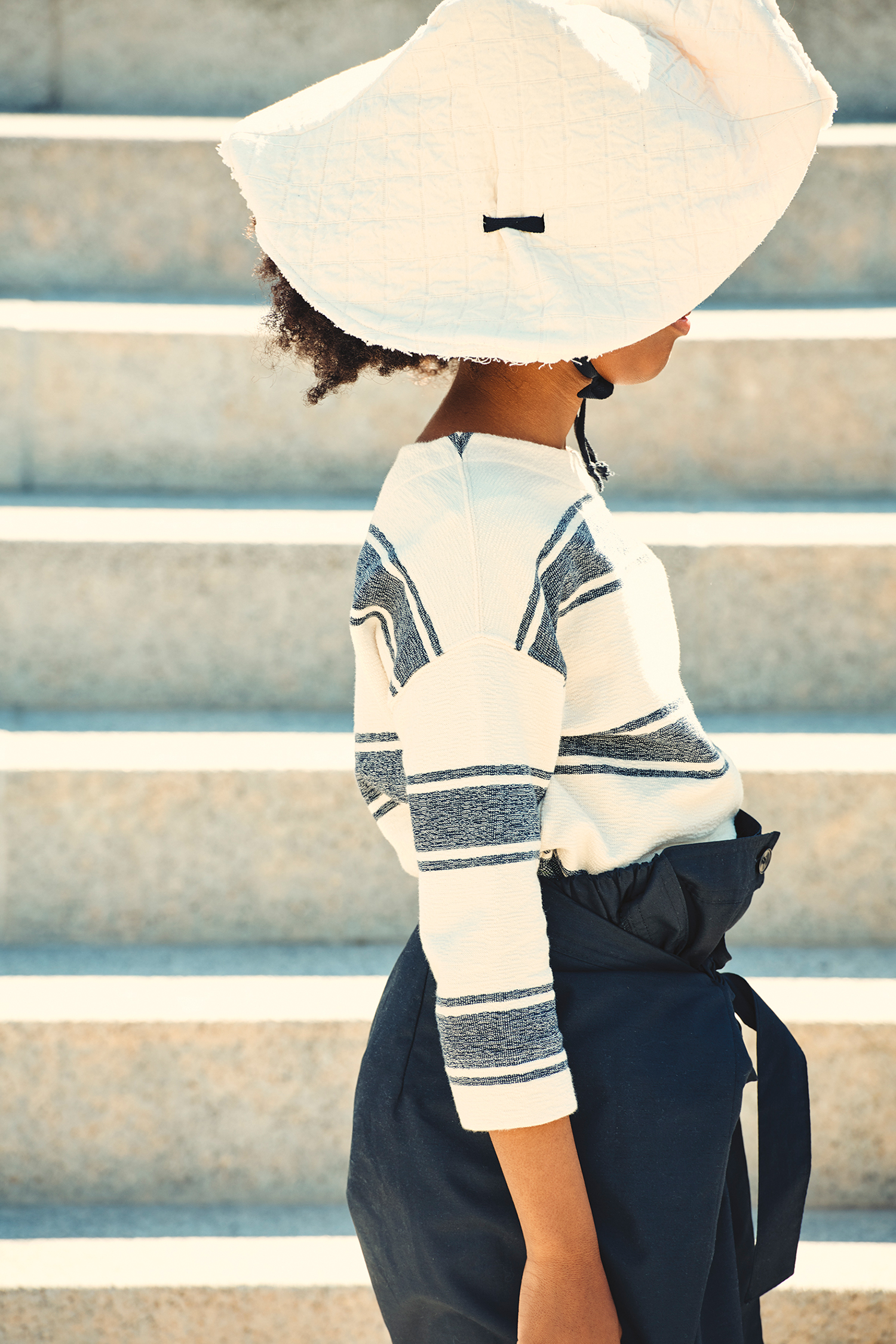 Hooligans | Blue Bird