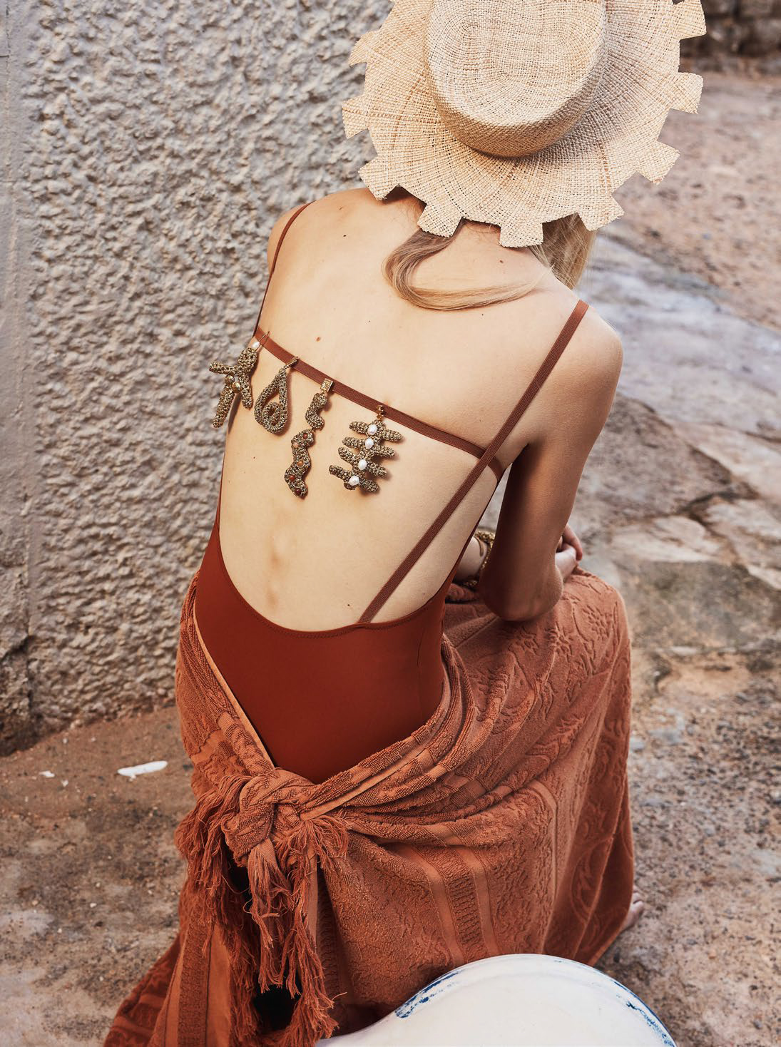 LUCY FOLK | SUMMER 19