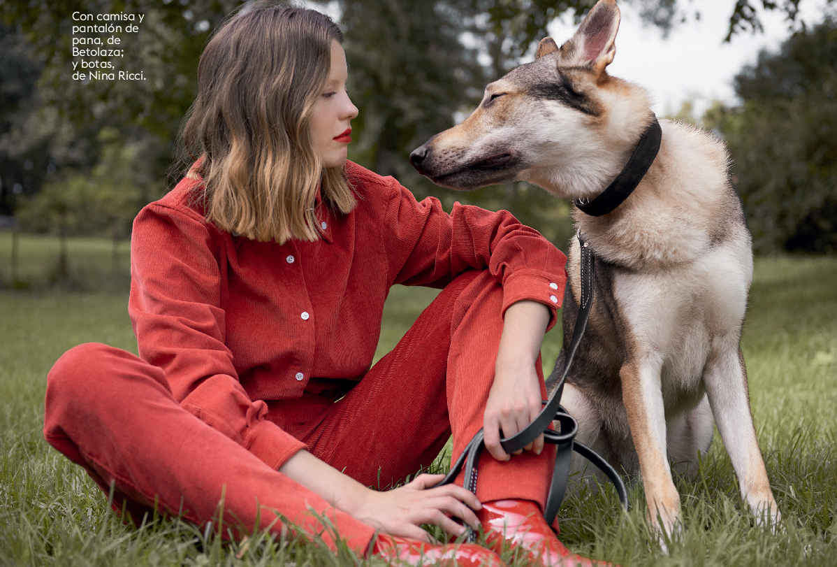 MIA GOTH | GLAMOUR SPAIN