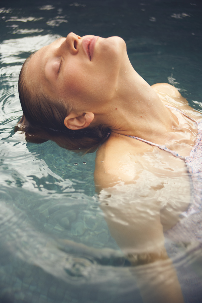 HARPERS BAZAAR BEAUTY