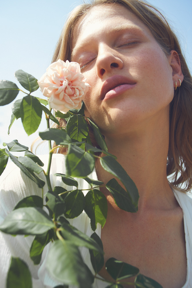 HARPERS BAZAAR BEAUTY