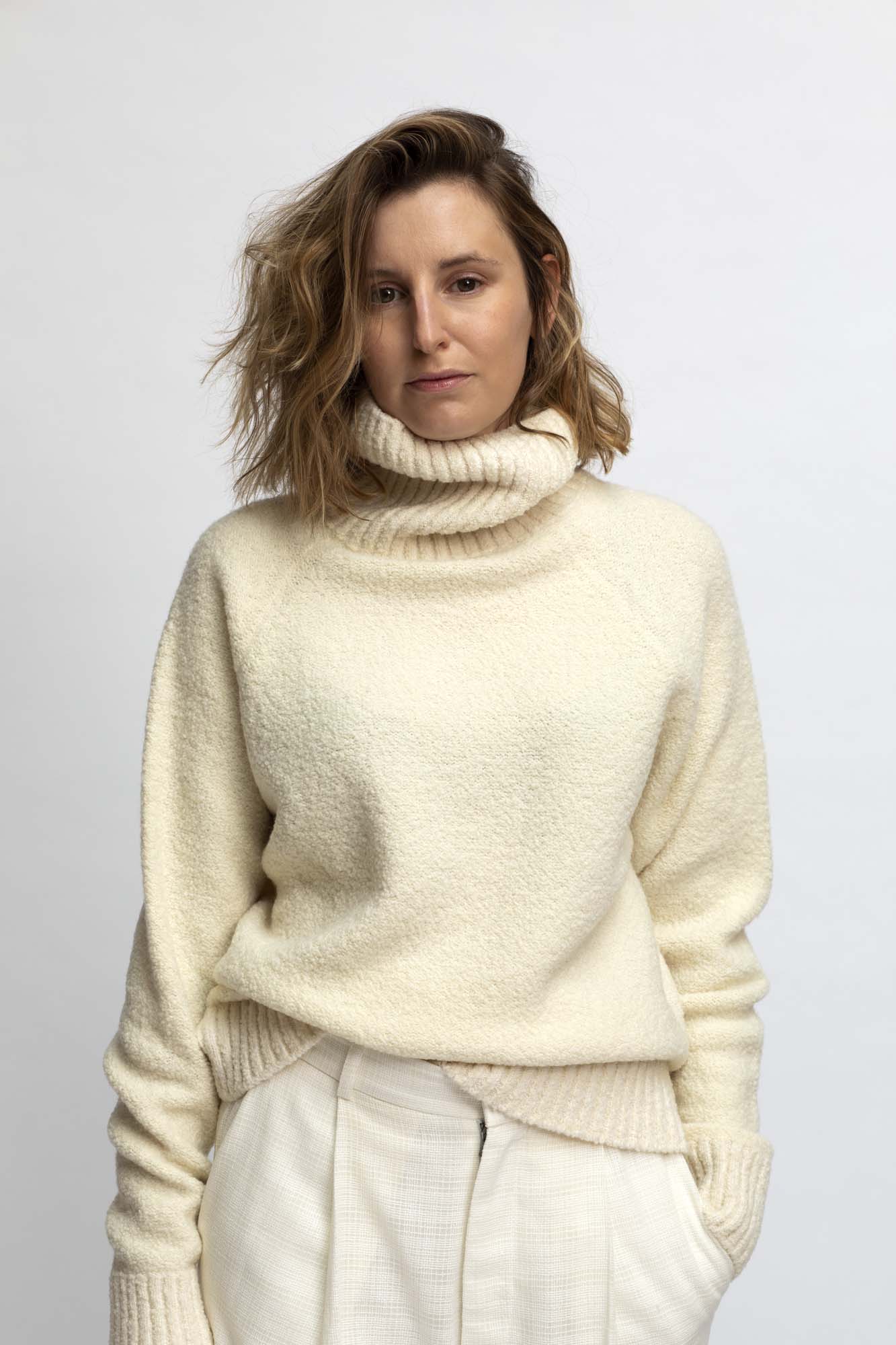 Make Magzine | Laura Carmichael