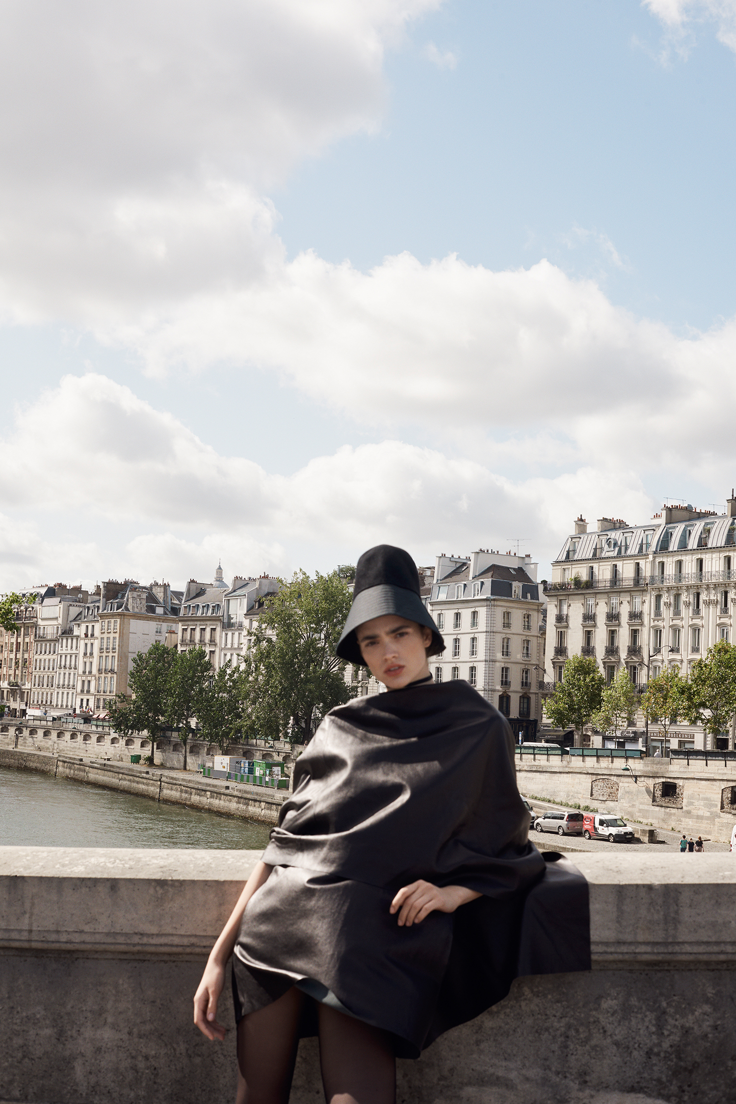 Alexandra Micu | Harpers Bazaar Spain