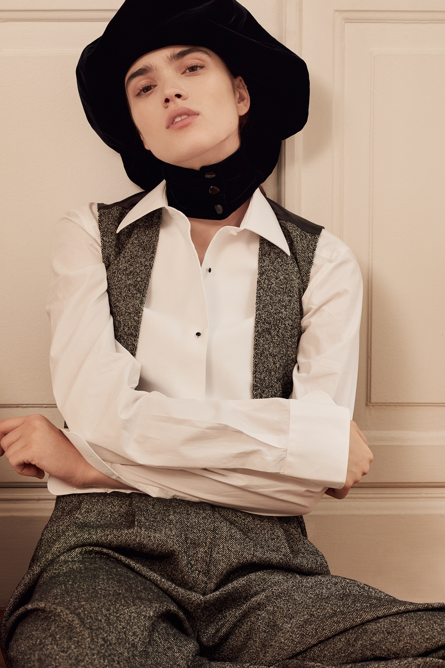 Alexandra Micu | Harpers Bazaar Spain