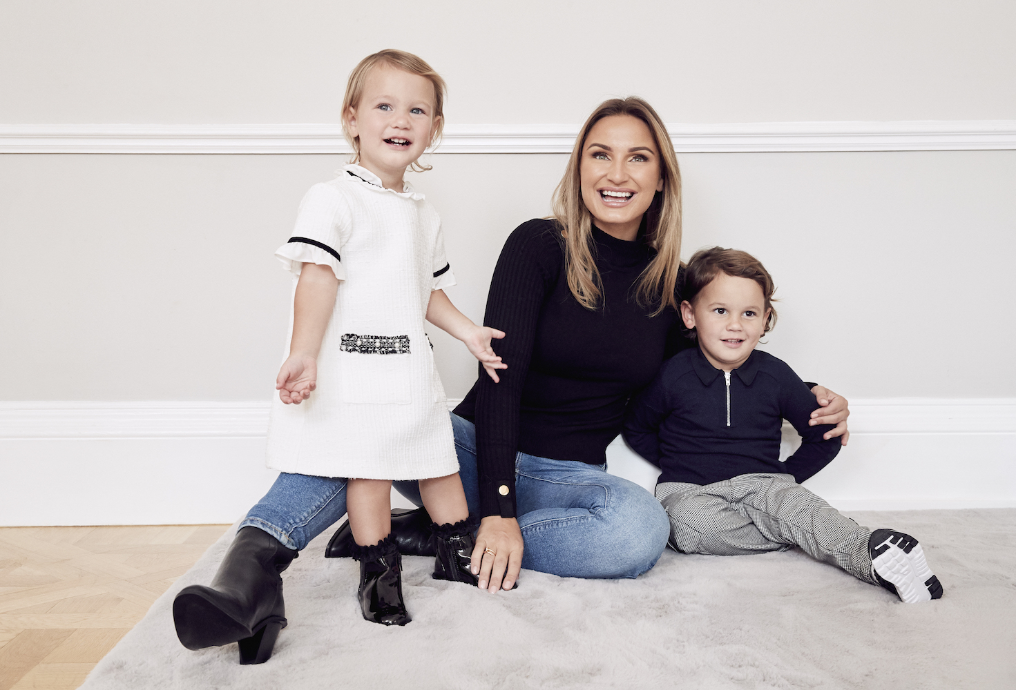 SAM FAIERS X RIVER ISLAND