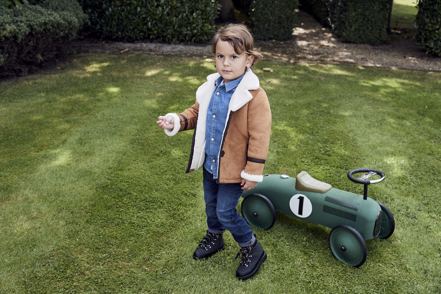 SAM FAIERS X RIVER ISLAND