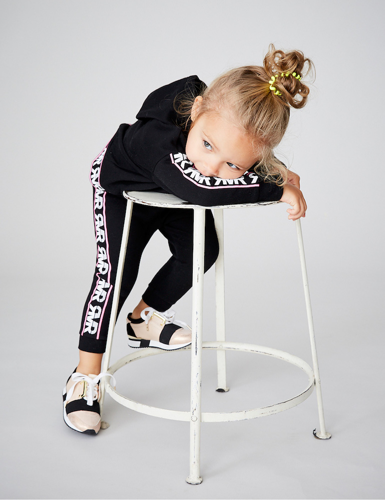 RIVER ISLAND ACTIVE