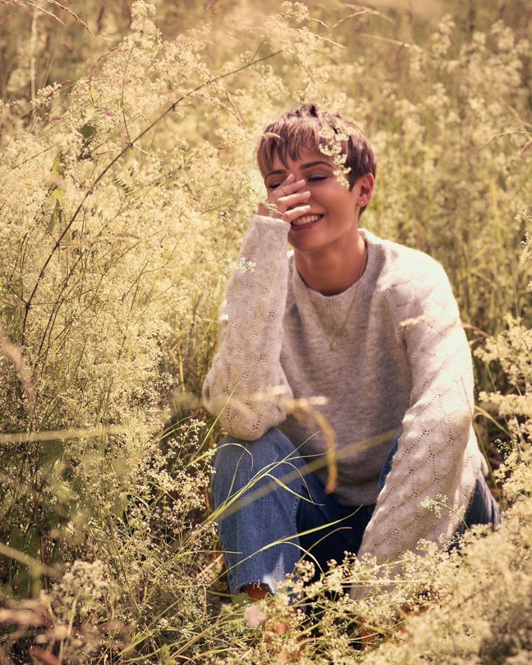 FRANKIE BRIDGE | OASIS