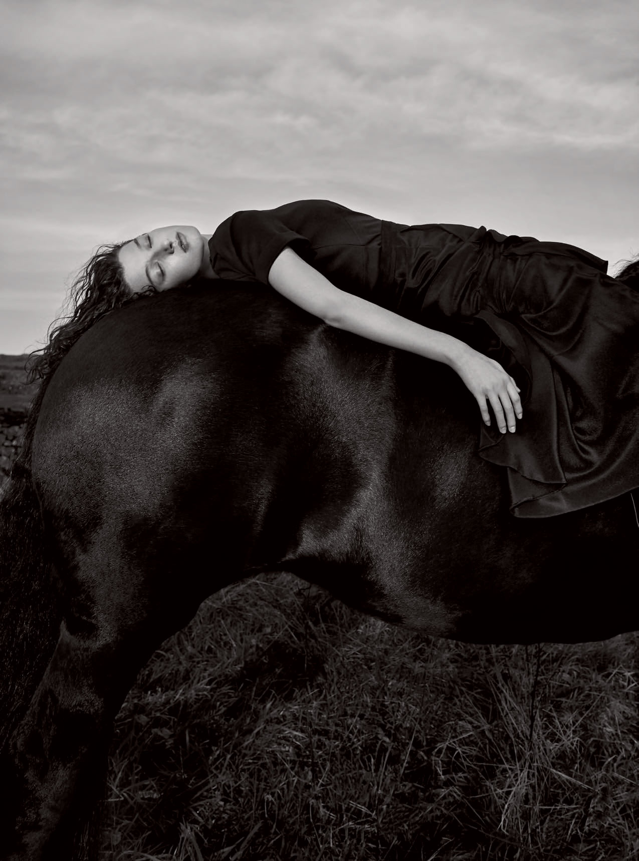 HARPERS BAZAAR
