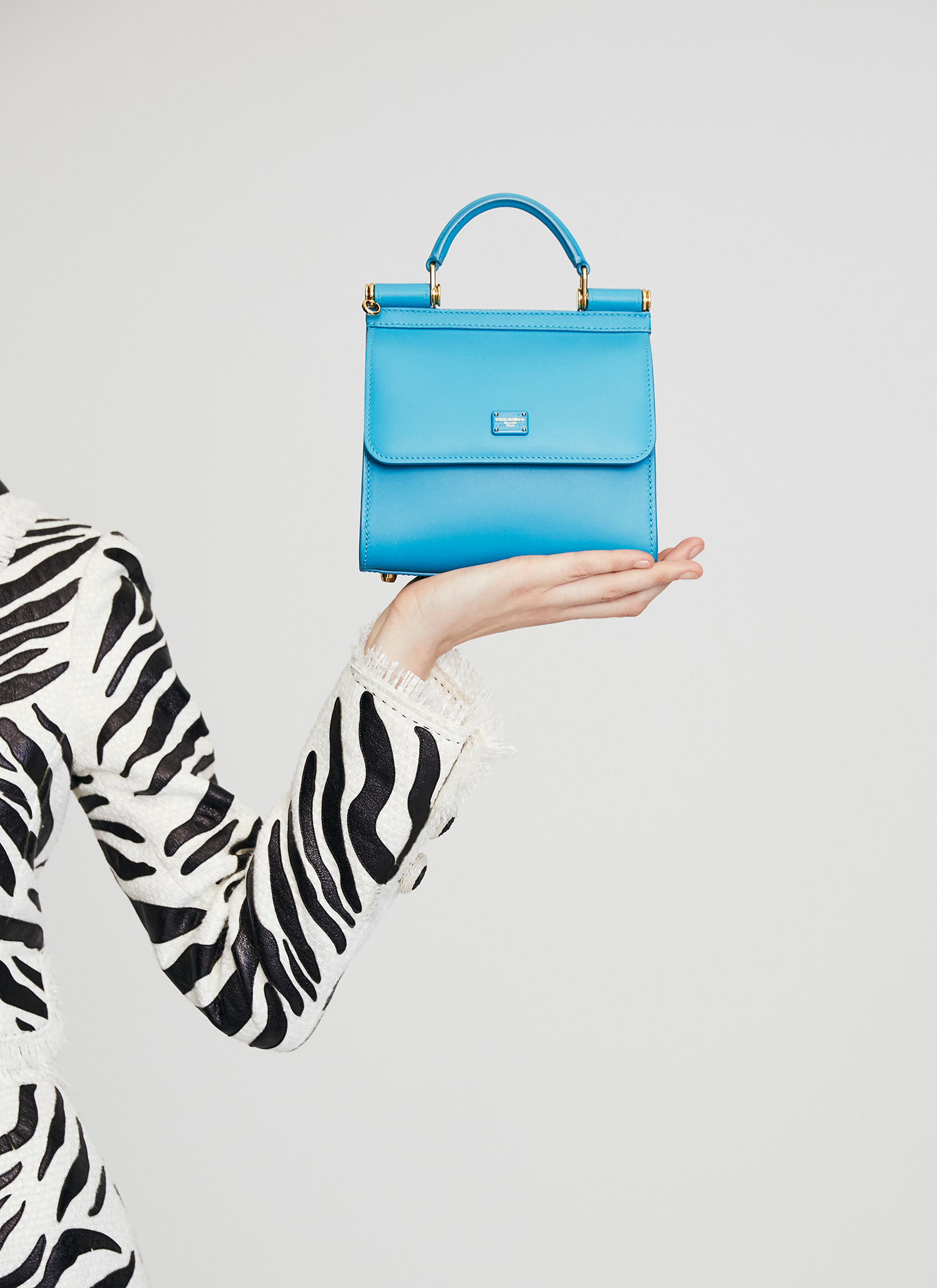 ARMED AND DANGEROUS | GRAZIA