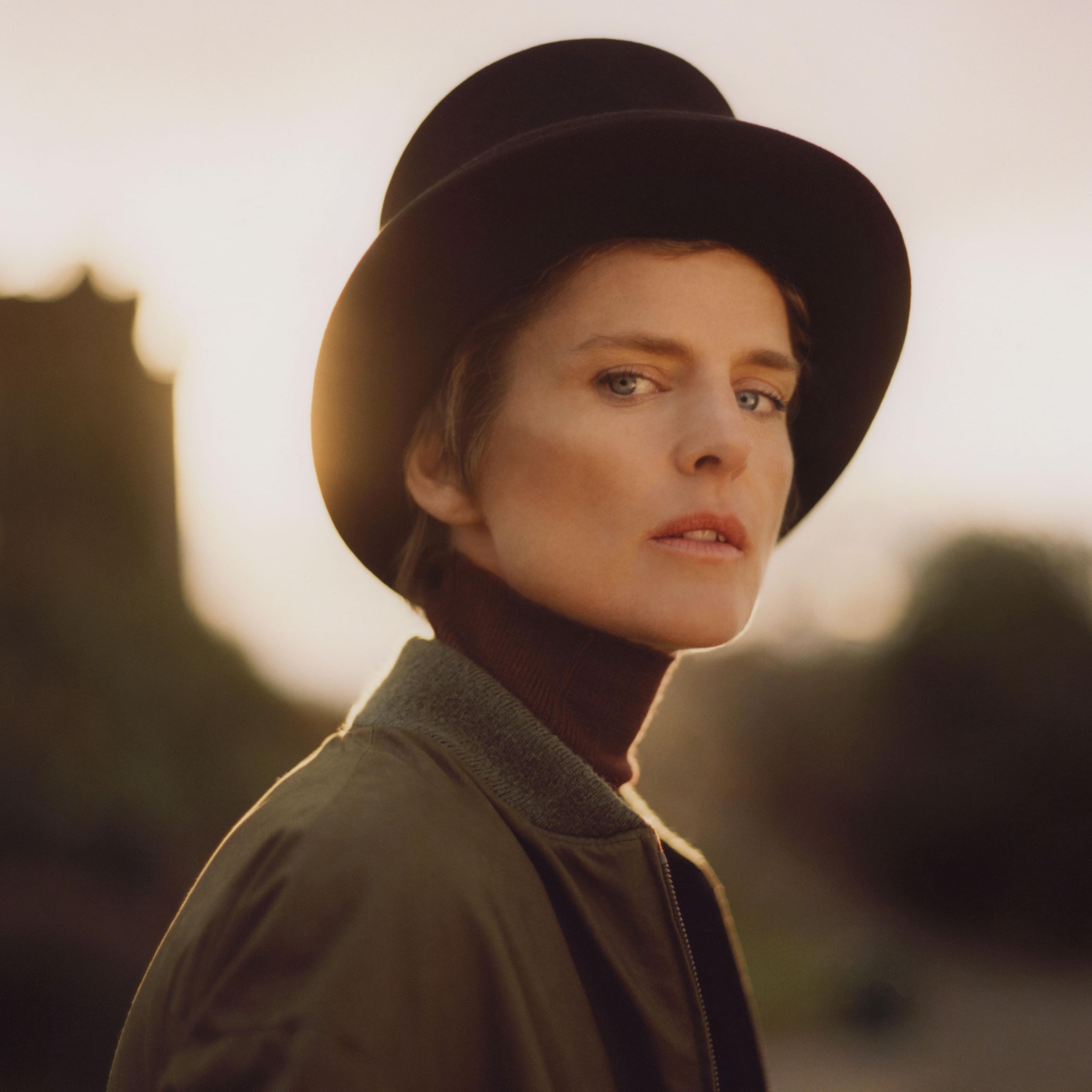 STELLA TENNANT | TIMES LUXX