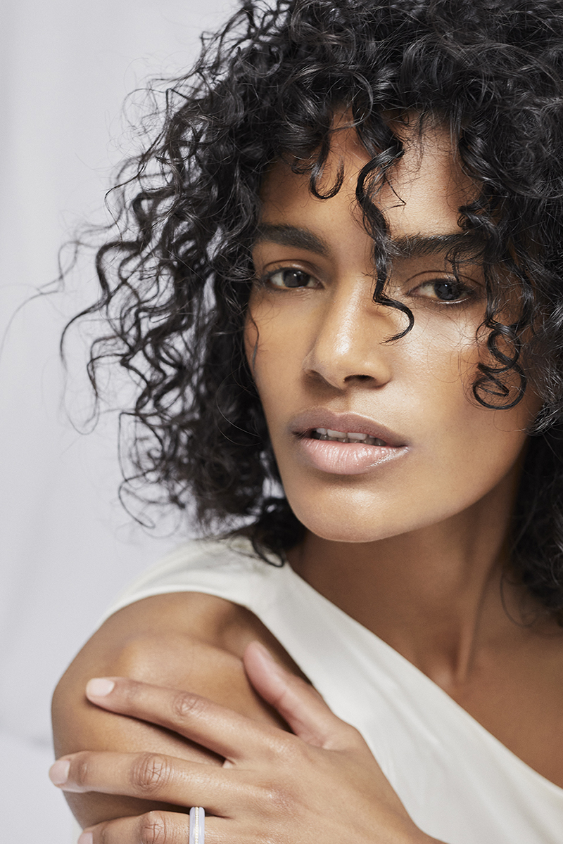 Nadia Araujo | Well Curated