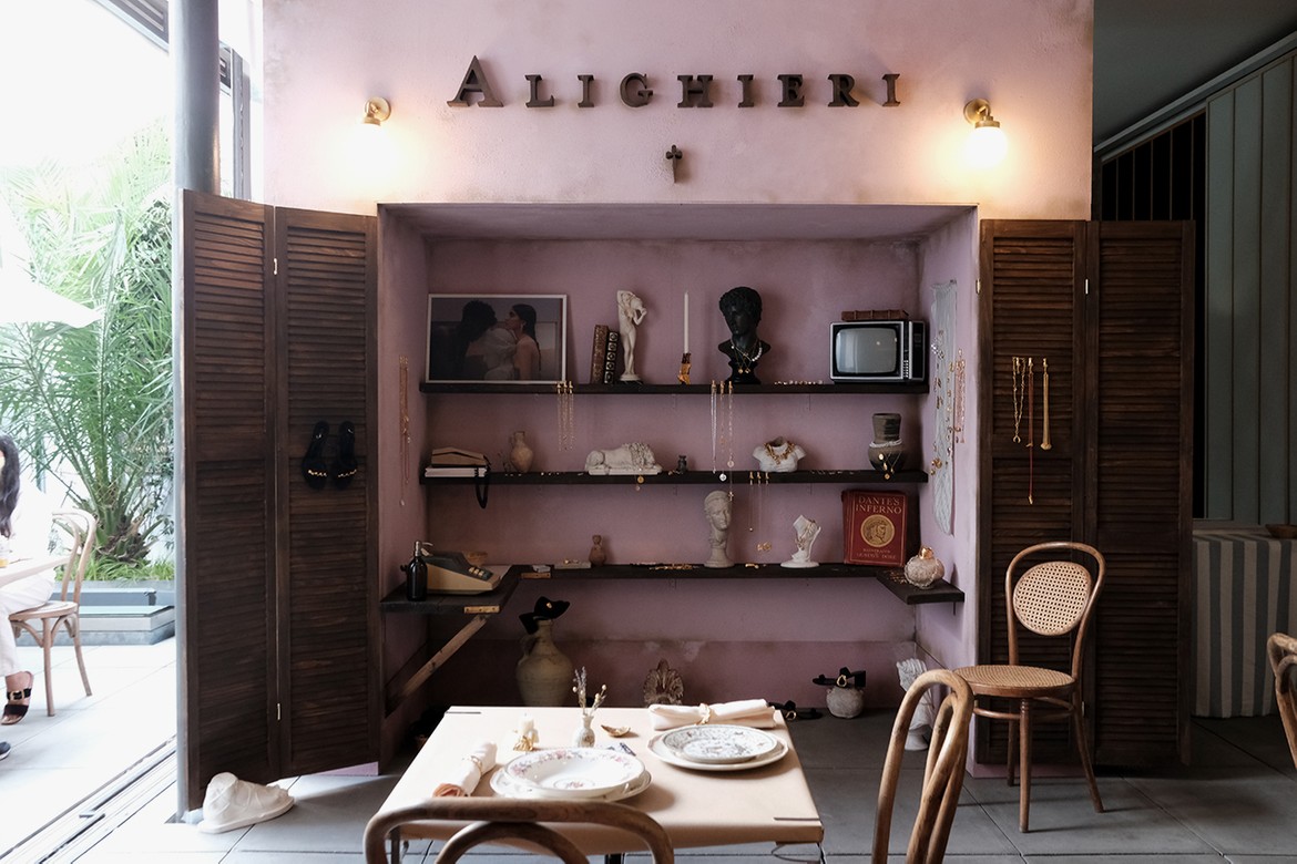 Alighieri Old Town | Pop Up Space
