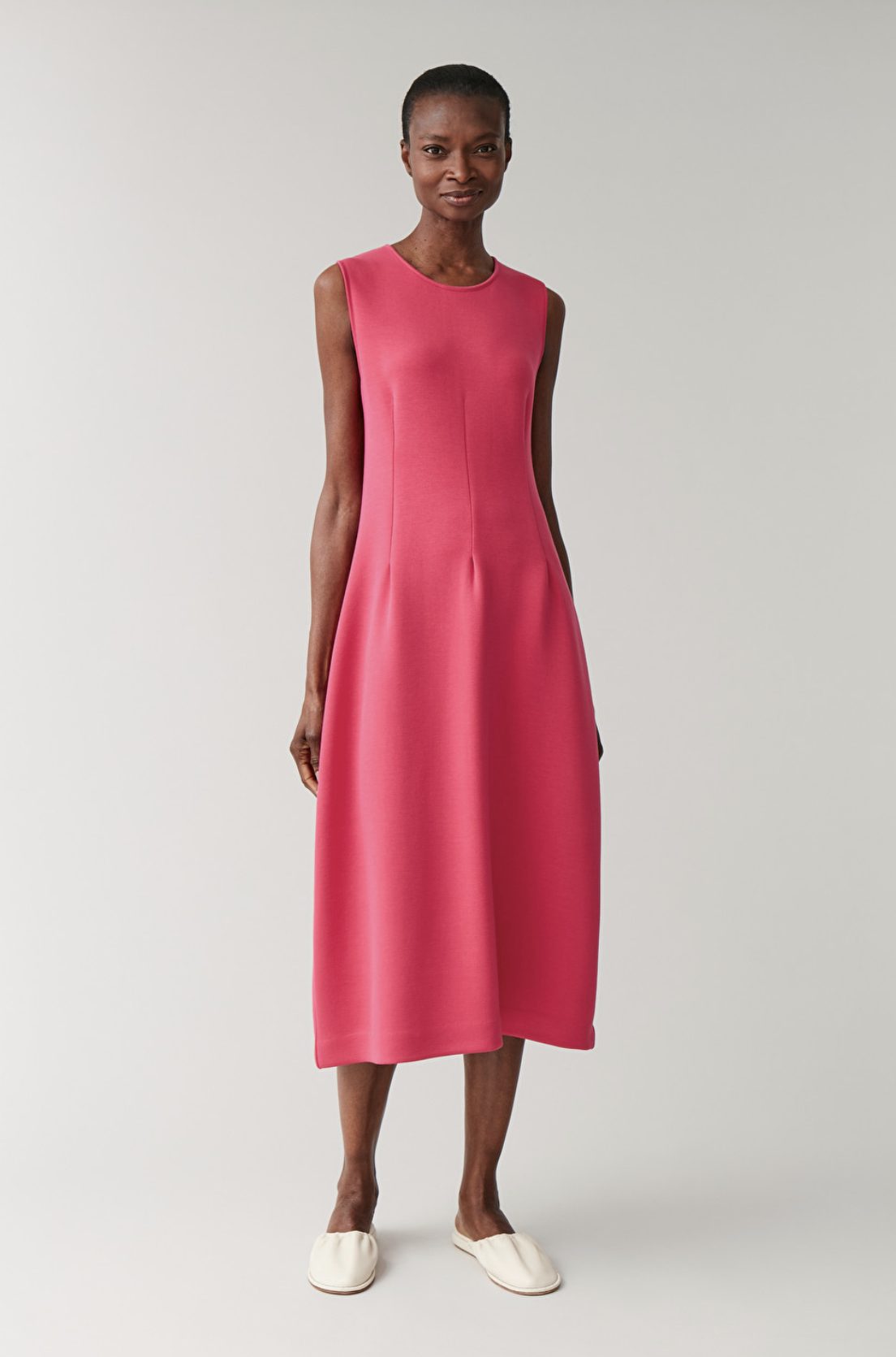 COS | WOMENSWEAR SUMMER 2020