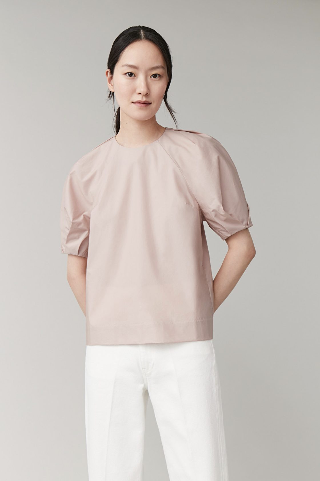 COS | WOMENSWEAR SUMMER 2020
