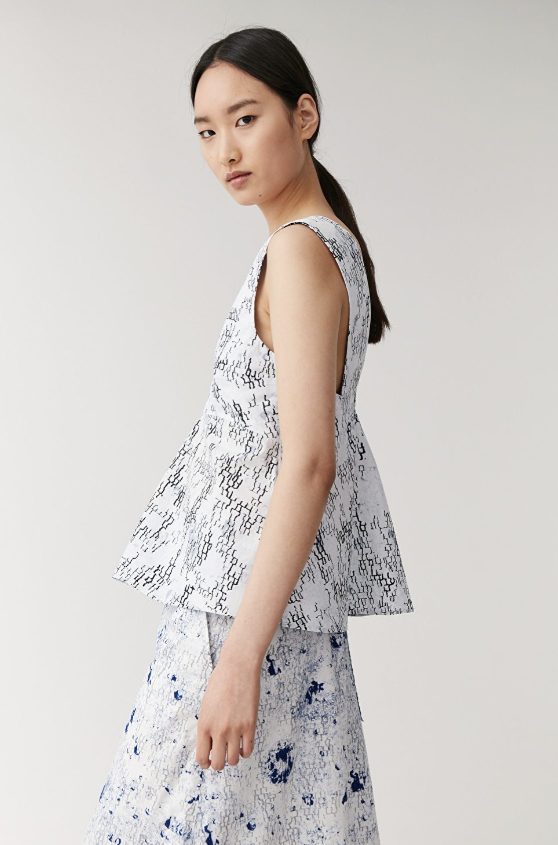 COS | WOMENSWEAR SUMMER 2020