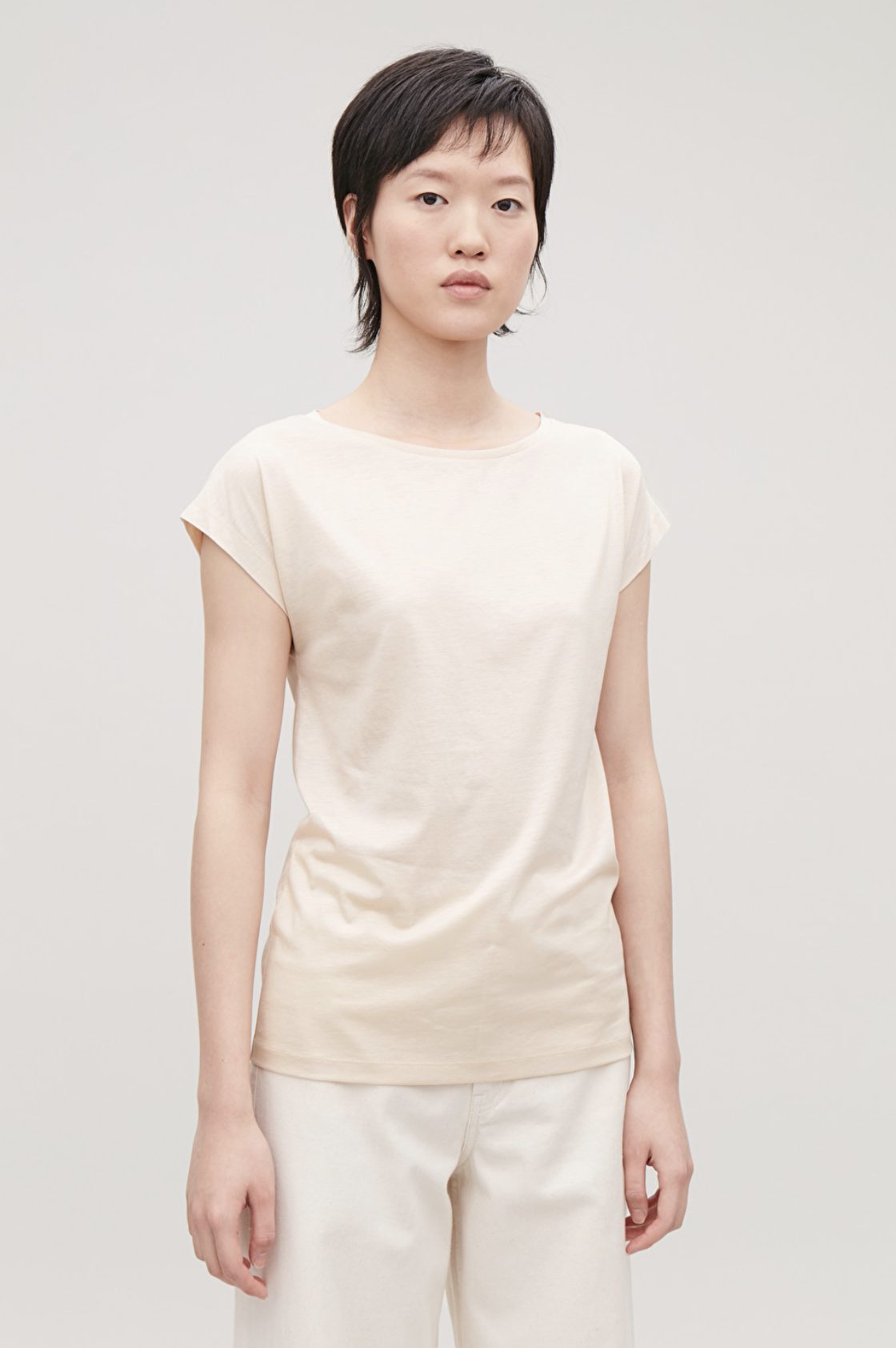 COS | WOMENSWEAR SUMMER 2020
