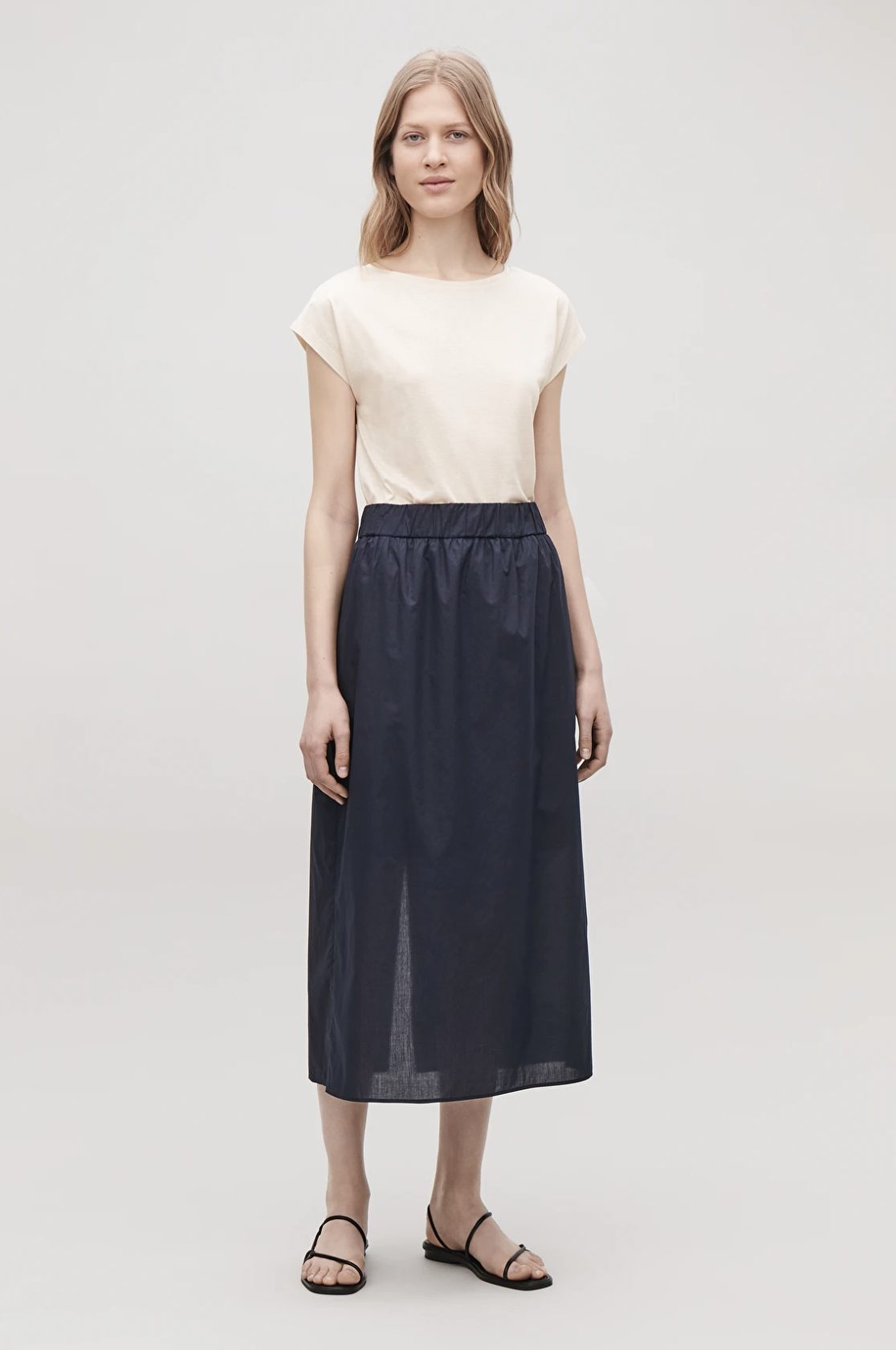 COS | WOMENSWEAR SUMMER 2020