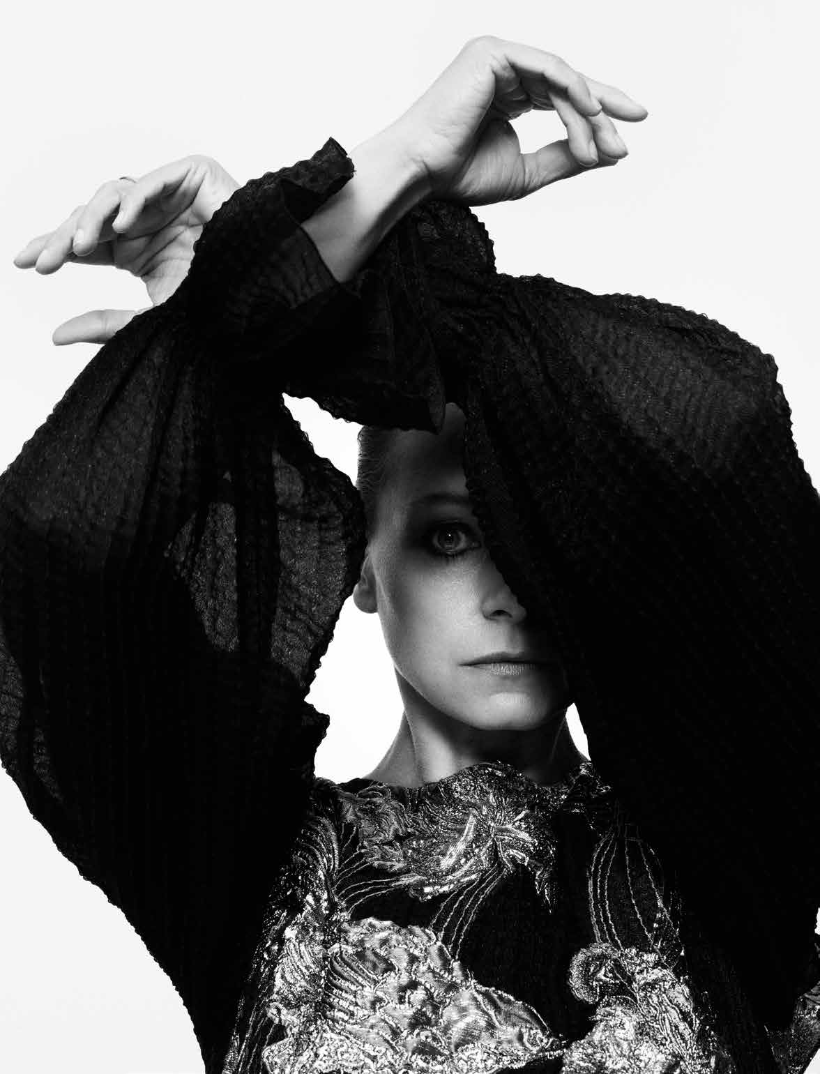 Les Femme Publiques | Sam Morton